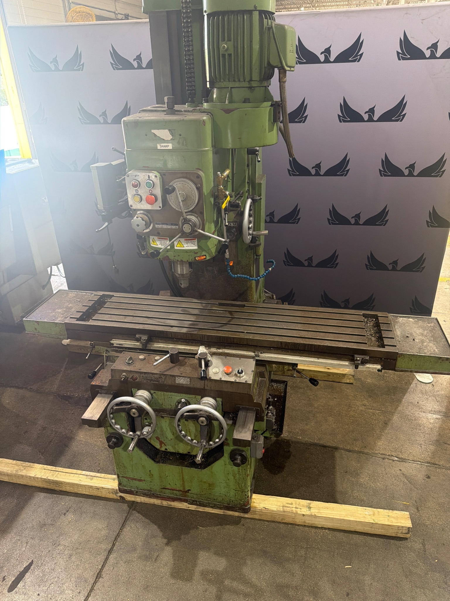 Sharp KMA-1 Vertical Milling Machine with DRO USED 0