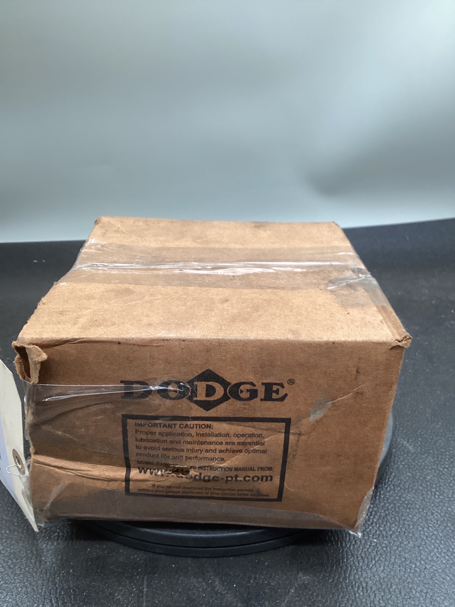 DODGE FC-S2-112R Piloted Flange Roller Bearing 1-3/4" Bore Cast Iron NEW 3