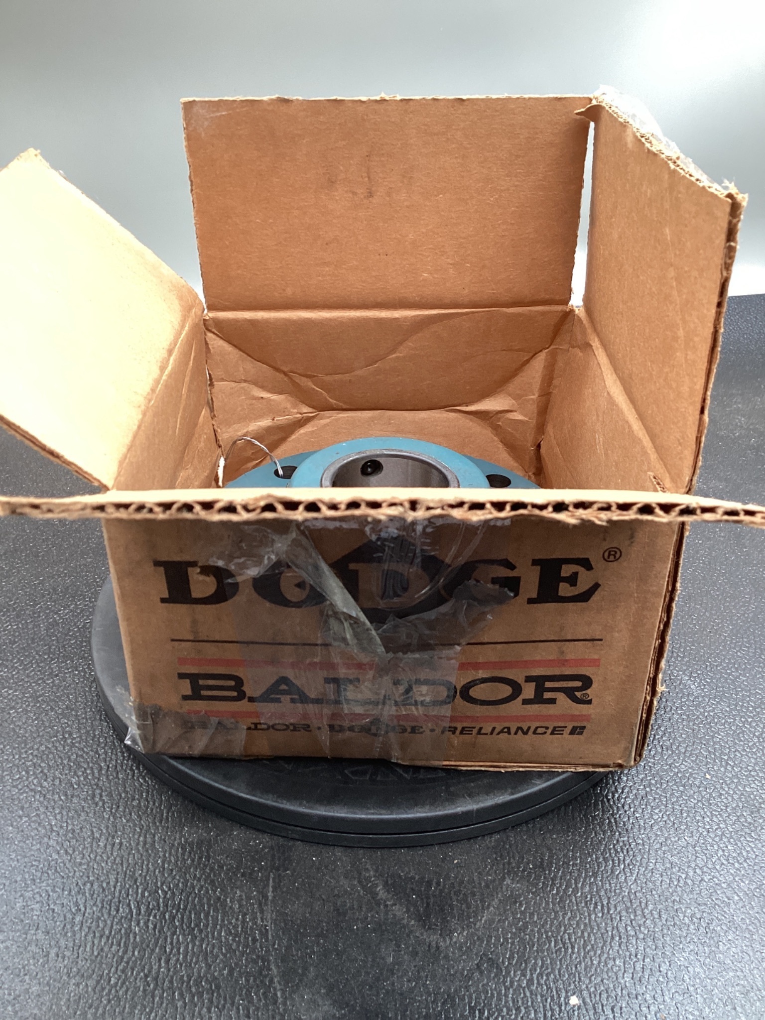 DODGE FC-S2-112R Piloted Flange Roller Bearing 1-3/4" Bore Cast Iron NEW 4