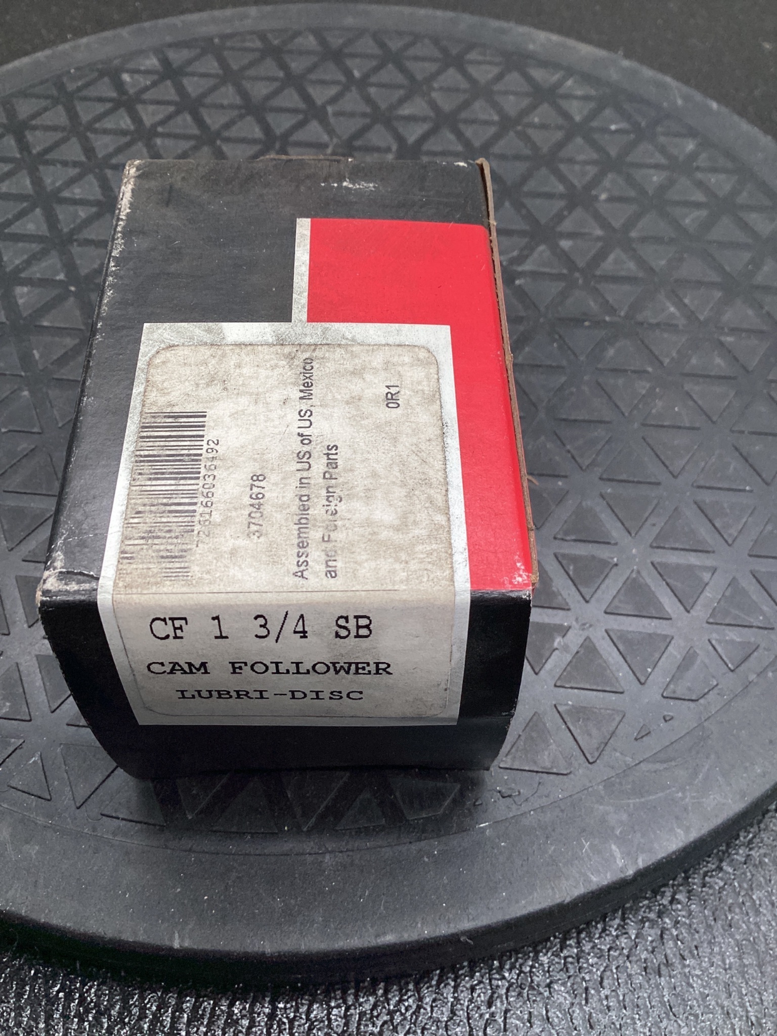 MCGILL CF 1 3/4 SB Cam Follower 1.75" Roller Dia 3/4" Stud Sealed NEW 2
