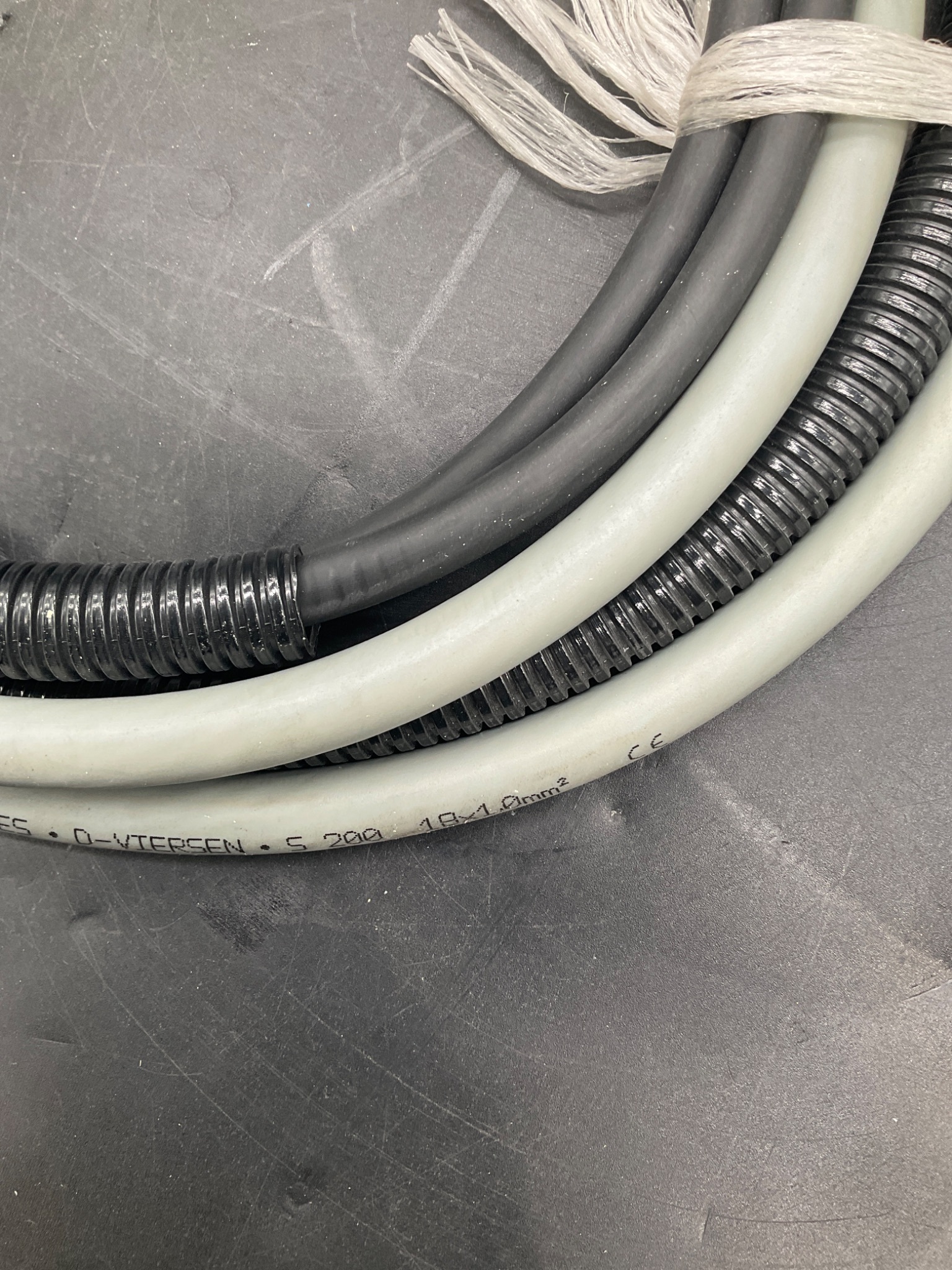 Lapp ÖLFLEX ROBOT 900 P 7G1 / D-Viersen S 200 18x1.0mm² Robot Cable Assembly NEW 4