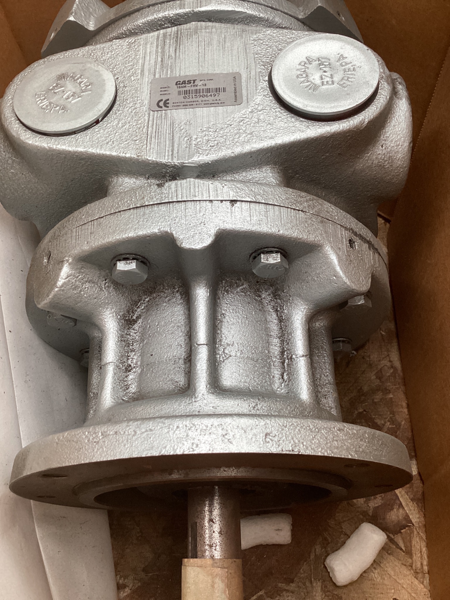 GAST 16AM-FRV-13 Reversible Air Motor 9 HP 2000 RPM 1-1/4" NPT NEW 2