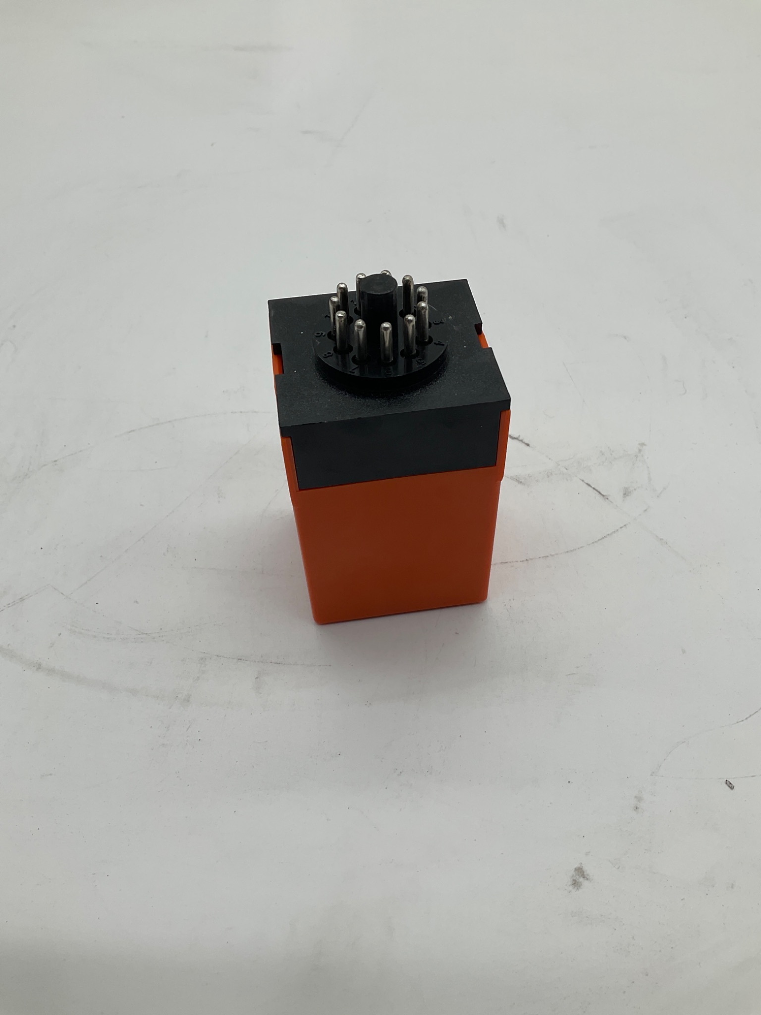 CROUZET LJR2 Alternating Relay 110VAC DPDT 11-Pin Plug-In Relay NEW 3