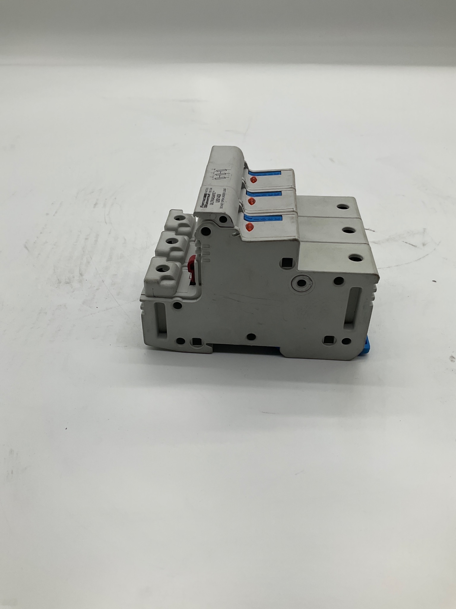 FERRAZ SHAWMUT US143I UltraSafe 3-Pole Fuse Holder USED 2