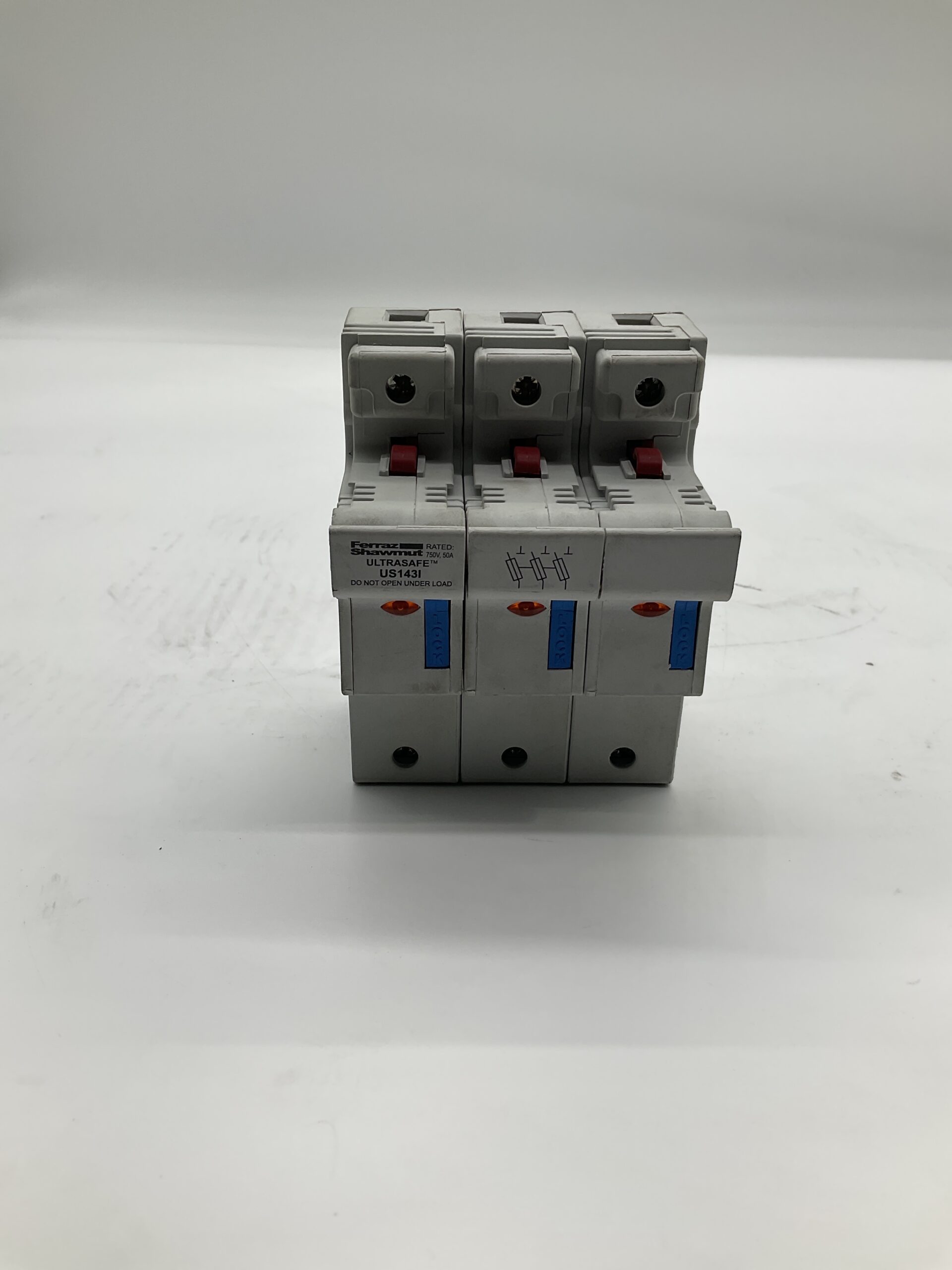 FERRAZ SHAWMUT US143I UltraSafe 3-Pole Fuse Holder USED 3