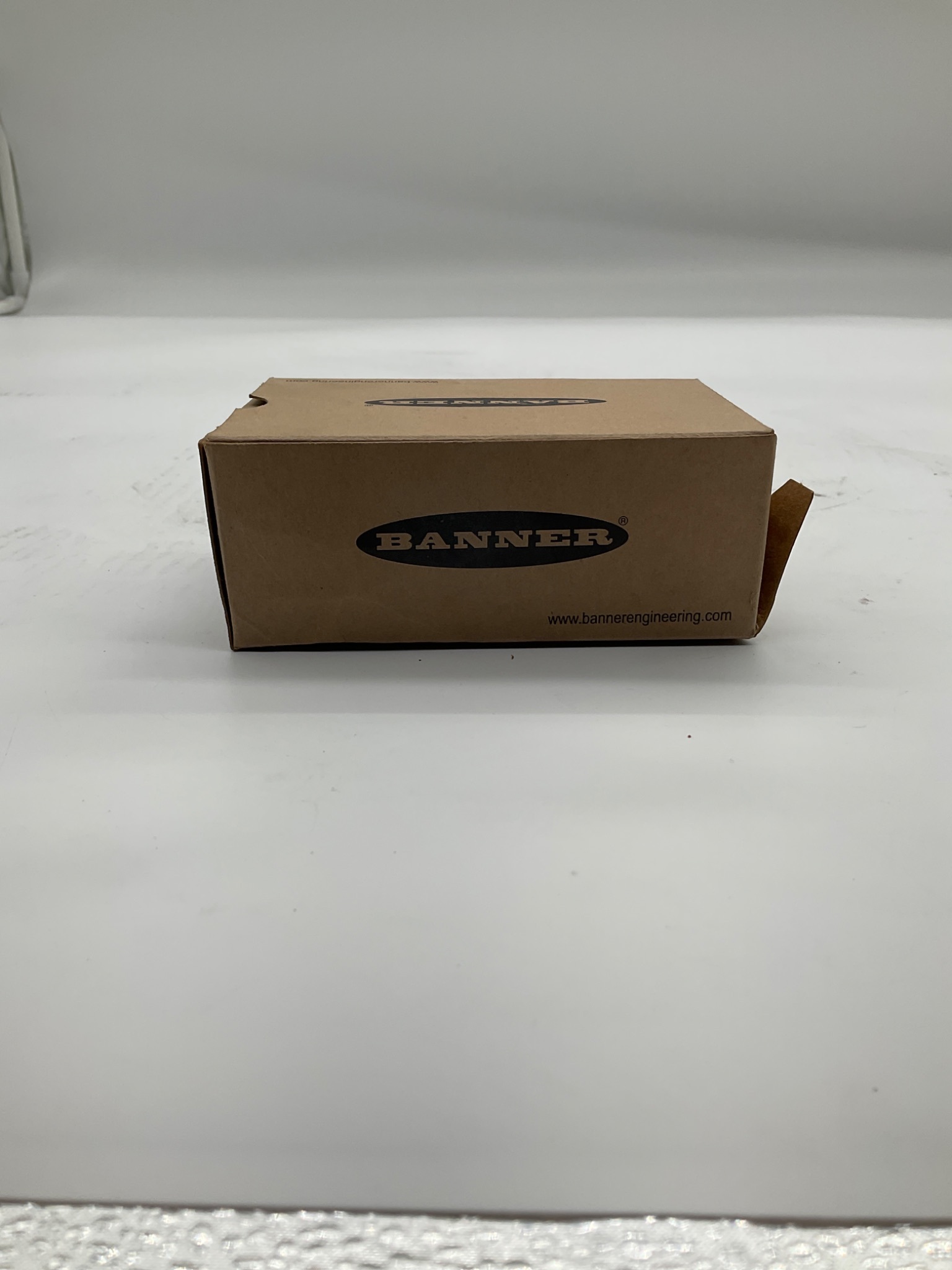 Banner T30UXIBQ8 Ultrasonic Sensor Analog Output M12 Connector NEW 3