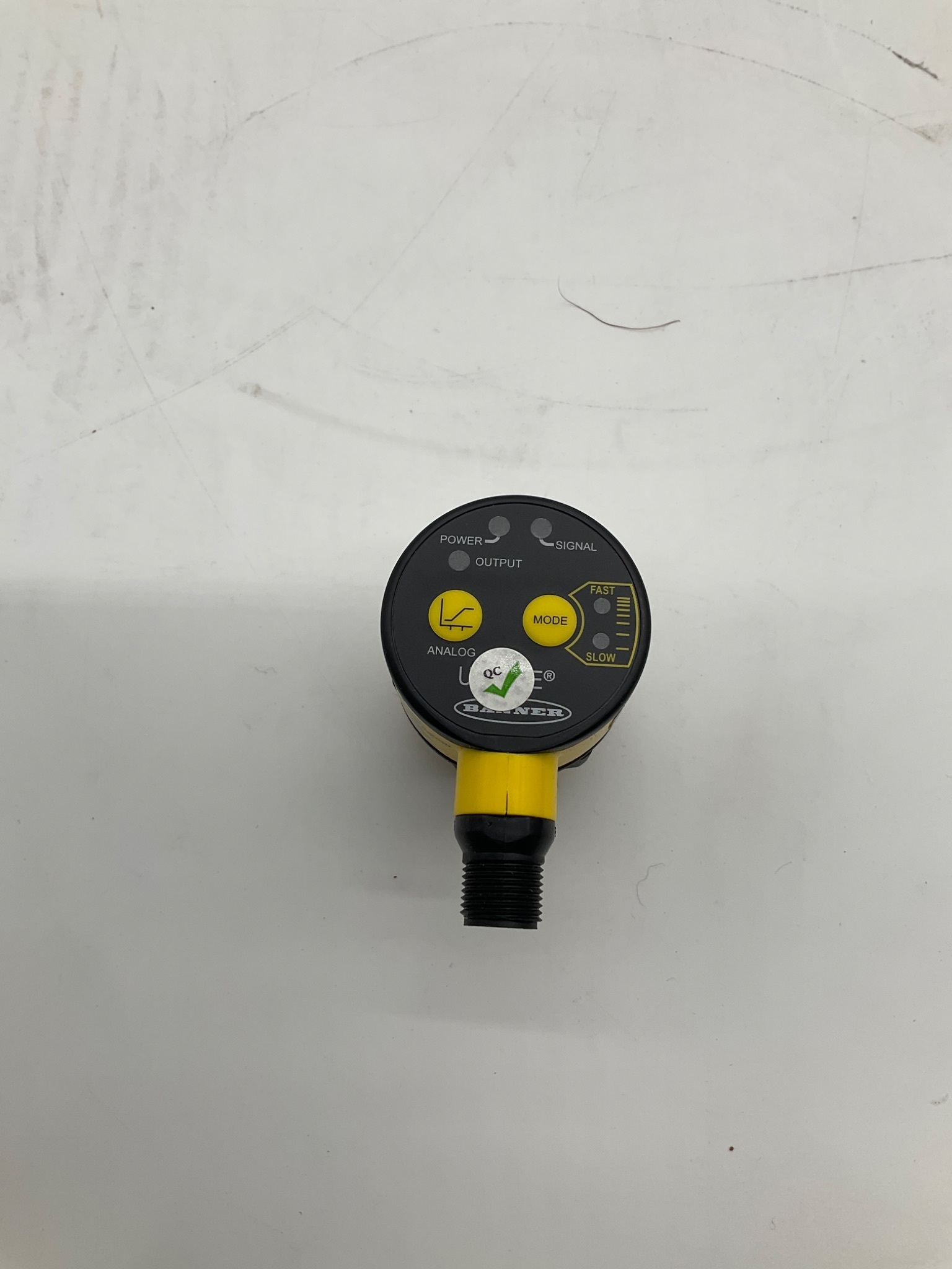 Banner T30UXIBQ8 Ultrasonic Sensor Analog Output M12 Connector NEW 5