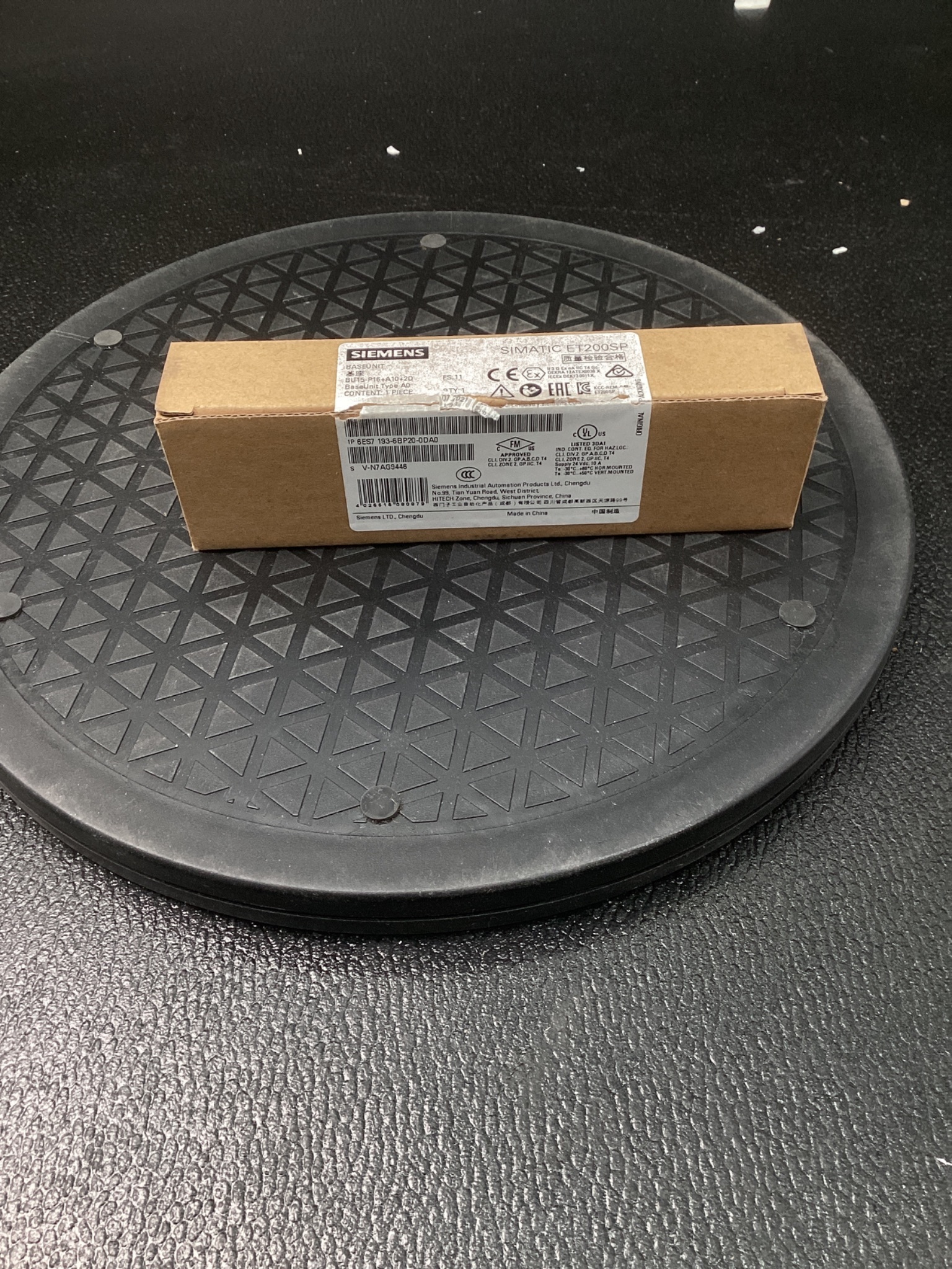 Siemens 6ES7 193-6BP20-0DA0 SIMATIC ET200SP Base Unit NEW 0