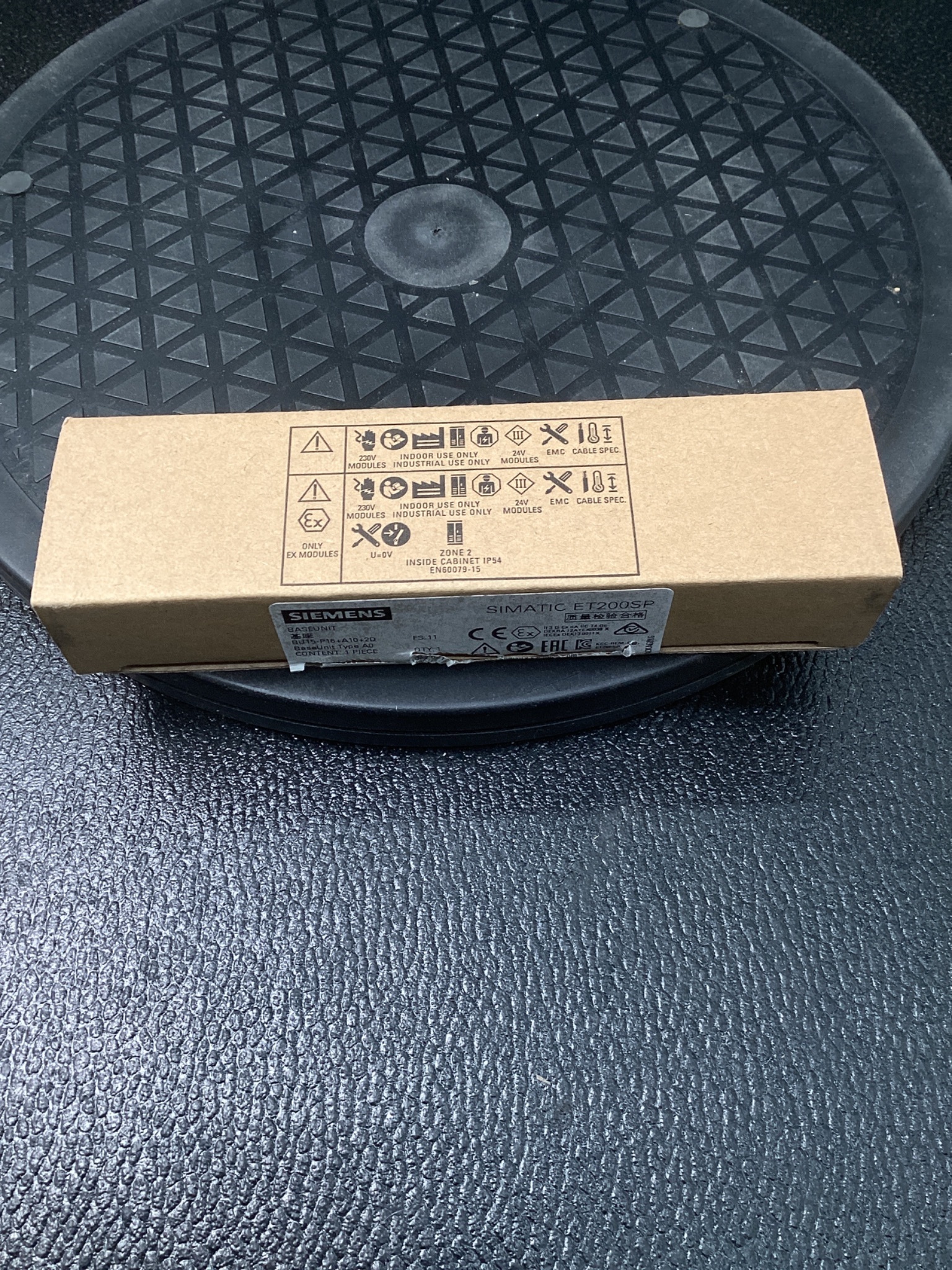 Siemens 6ES7 193-6BP20-0DA0 SIMATIC ET200SP Base Unit NEW 2