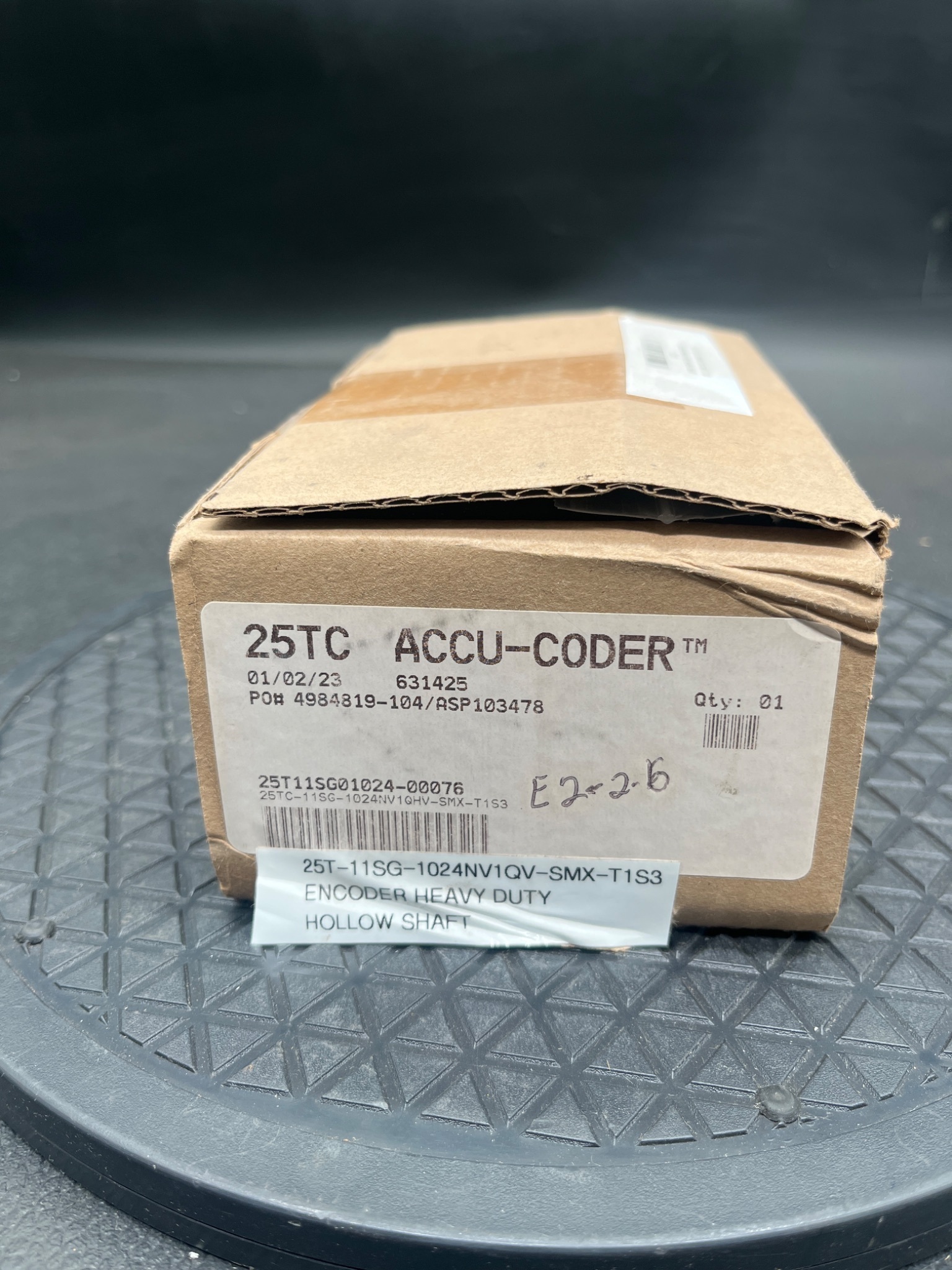 ENCODER PRODUCTS 25TC-11SG-1024NV1QHV-SMX-T1S3 Incremental Thru-Bore Encoder NEW 0