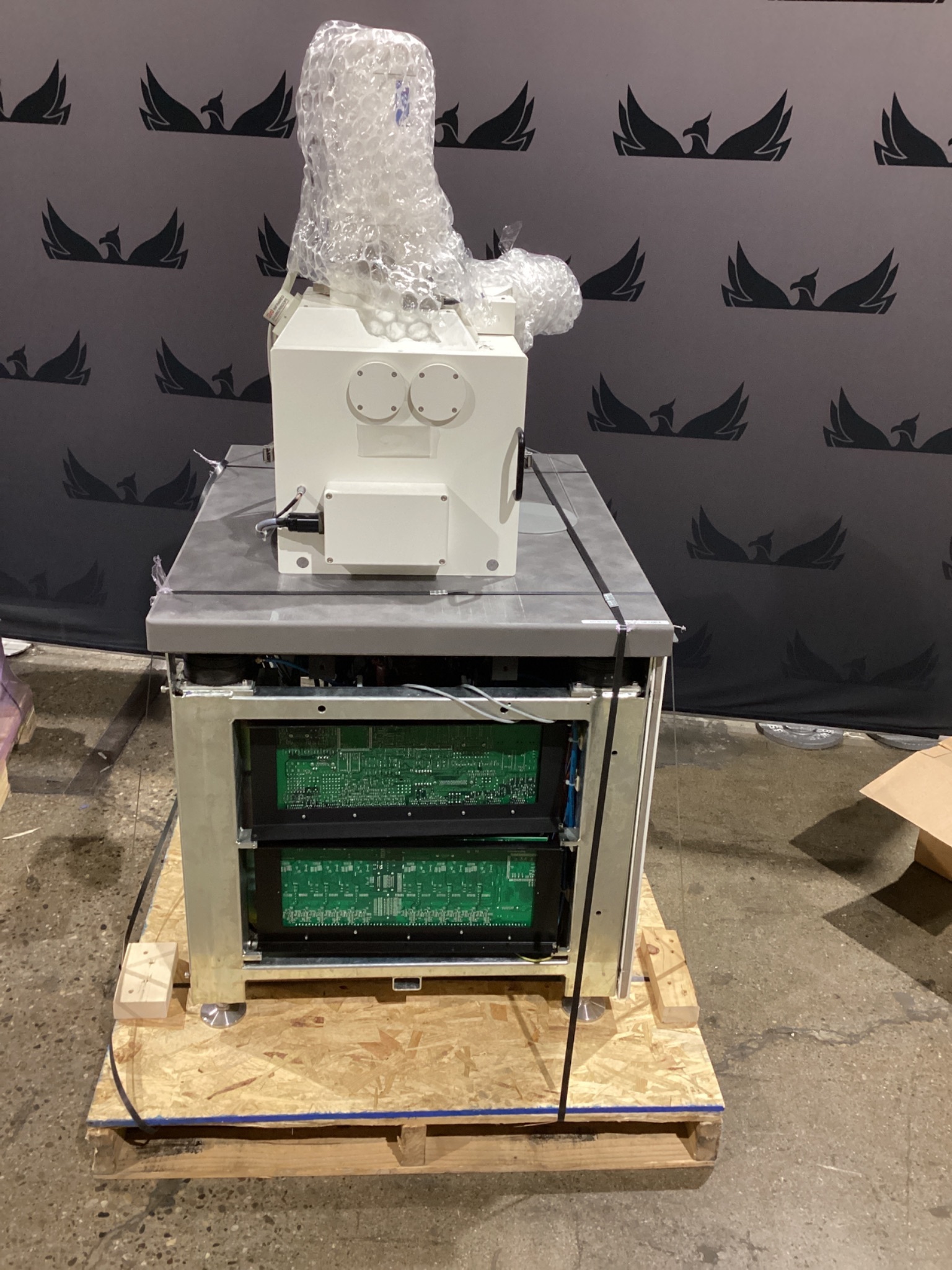 LEO 1455 Scanning Electron Microscope USED 1
