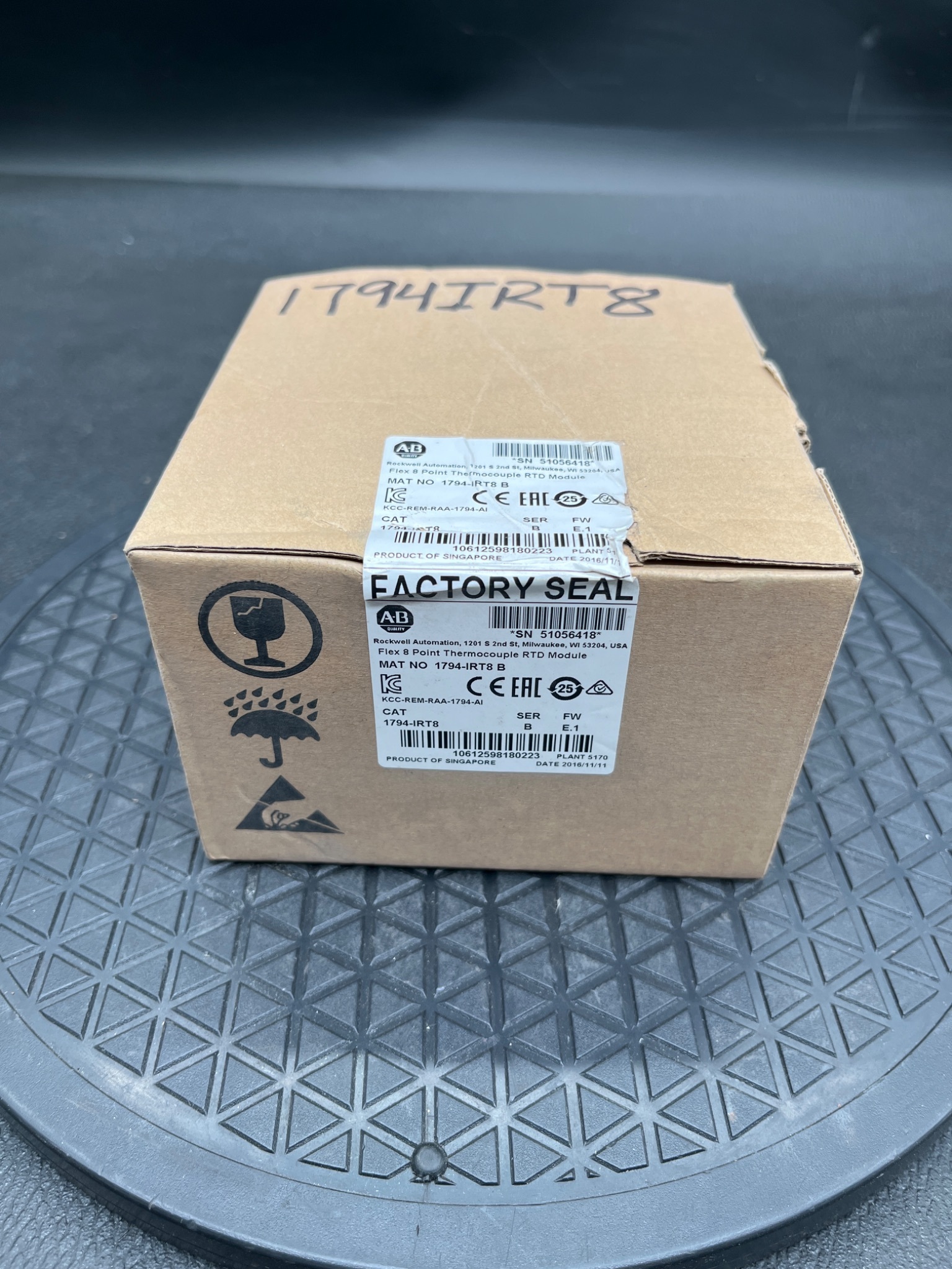 ALLEN BRADLEY 1794-IRT8/B FLEX I/O 8-Point Thermocouple RTD Input Module - NEW 0