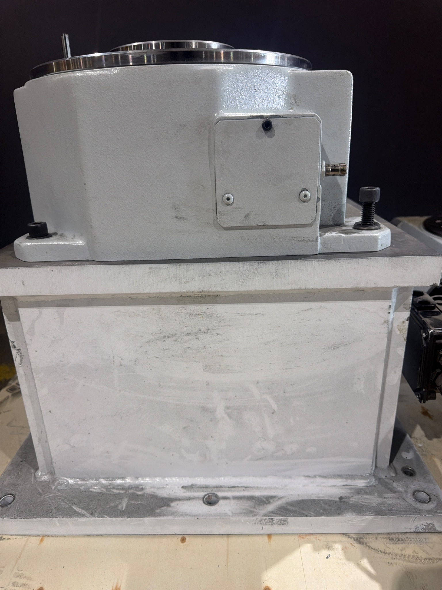 Weiss TC0320T 8 Station Rotary Indexing Table USED 1