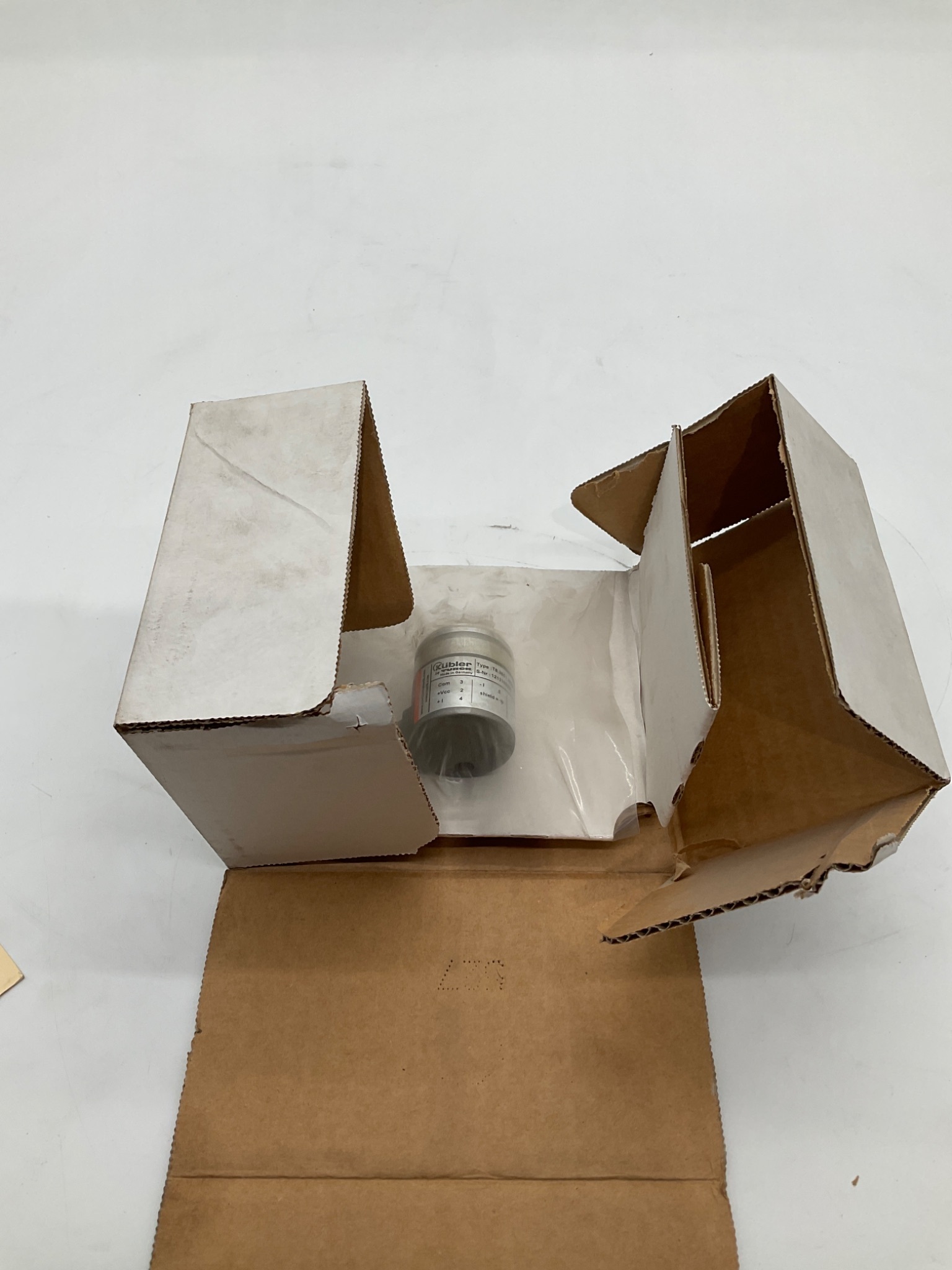 KUBLER T8.3651.2634.1311 Incremental Encoder NEW 2