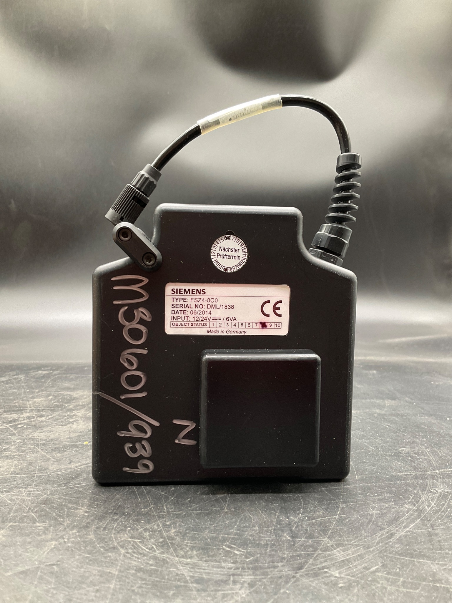 SIEMENS FSZ4-8C0 SIEMENS FSZ4-8C0 Optical Object Sensor USED 0