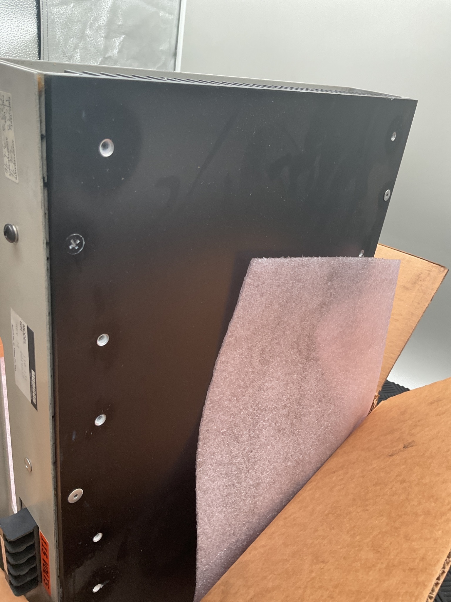 Modicon 110-131 Power Supply Module 115VAC USED 4