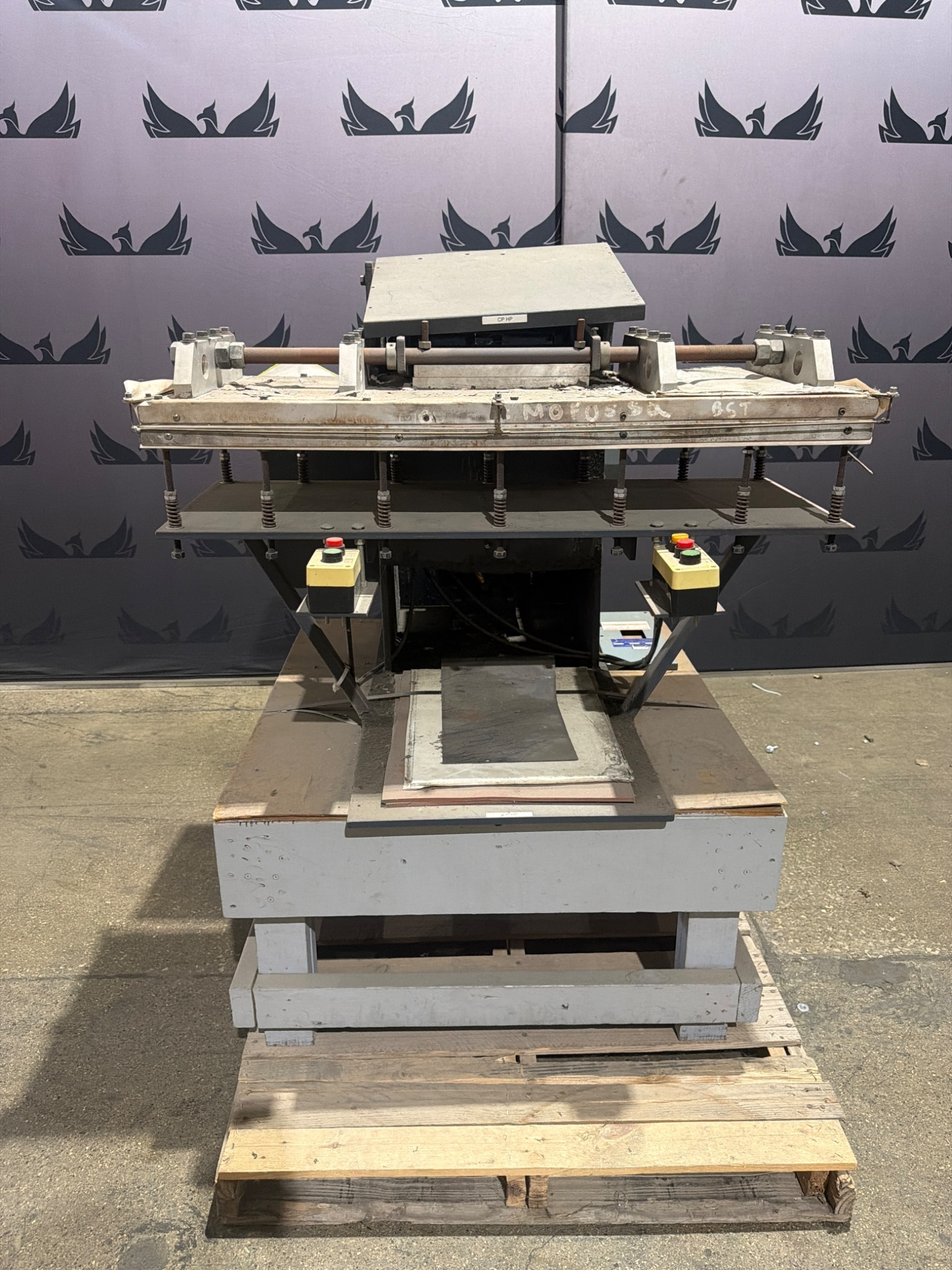 Dual C/P Heated Pneumatic Press USED 1