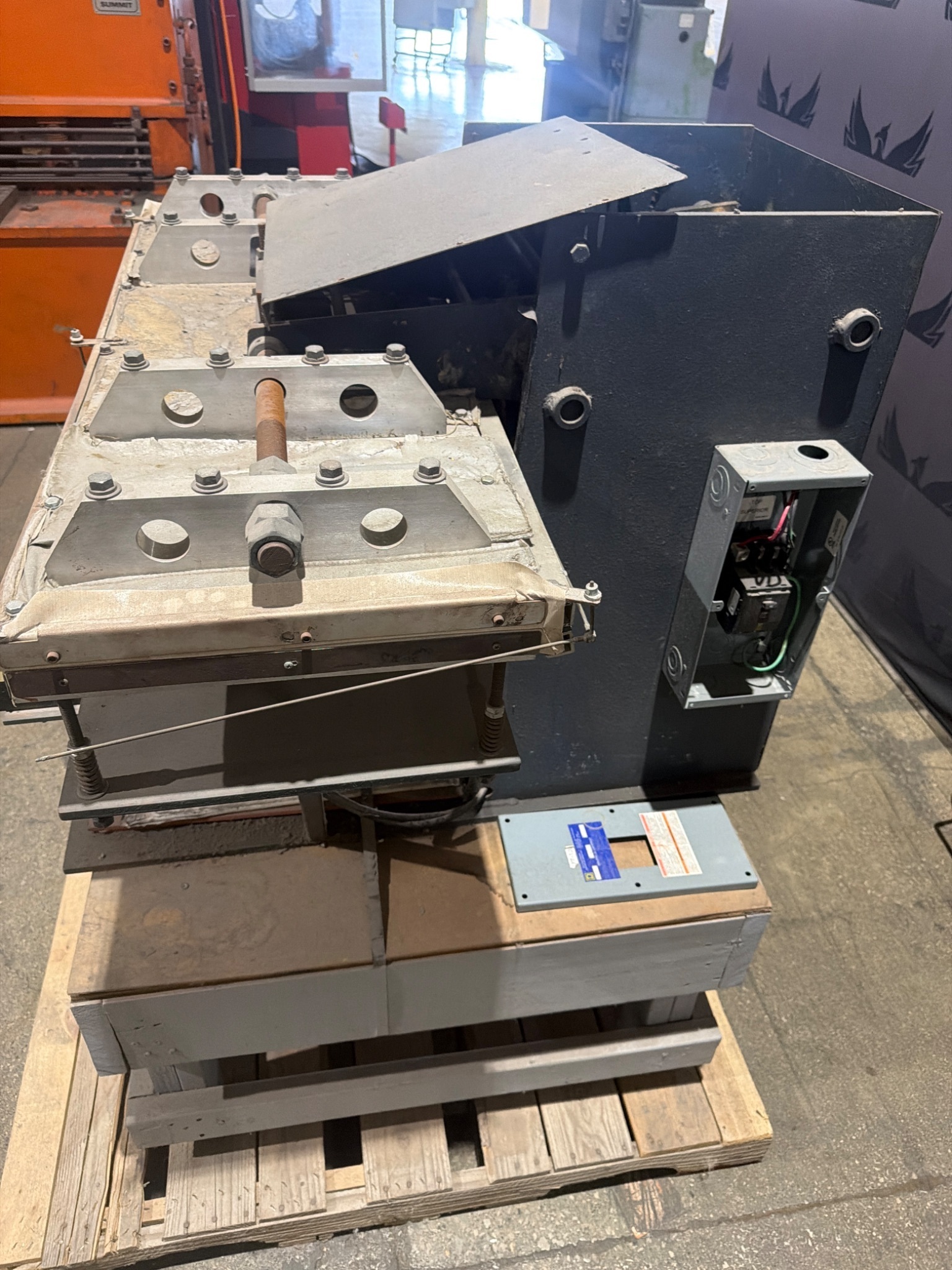Dual C/P Heated Pneumatic Press USED 3