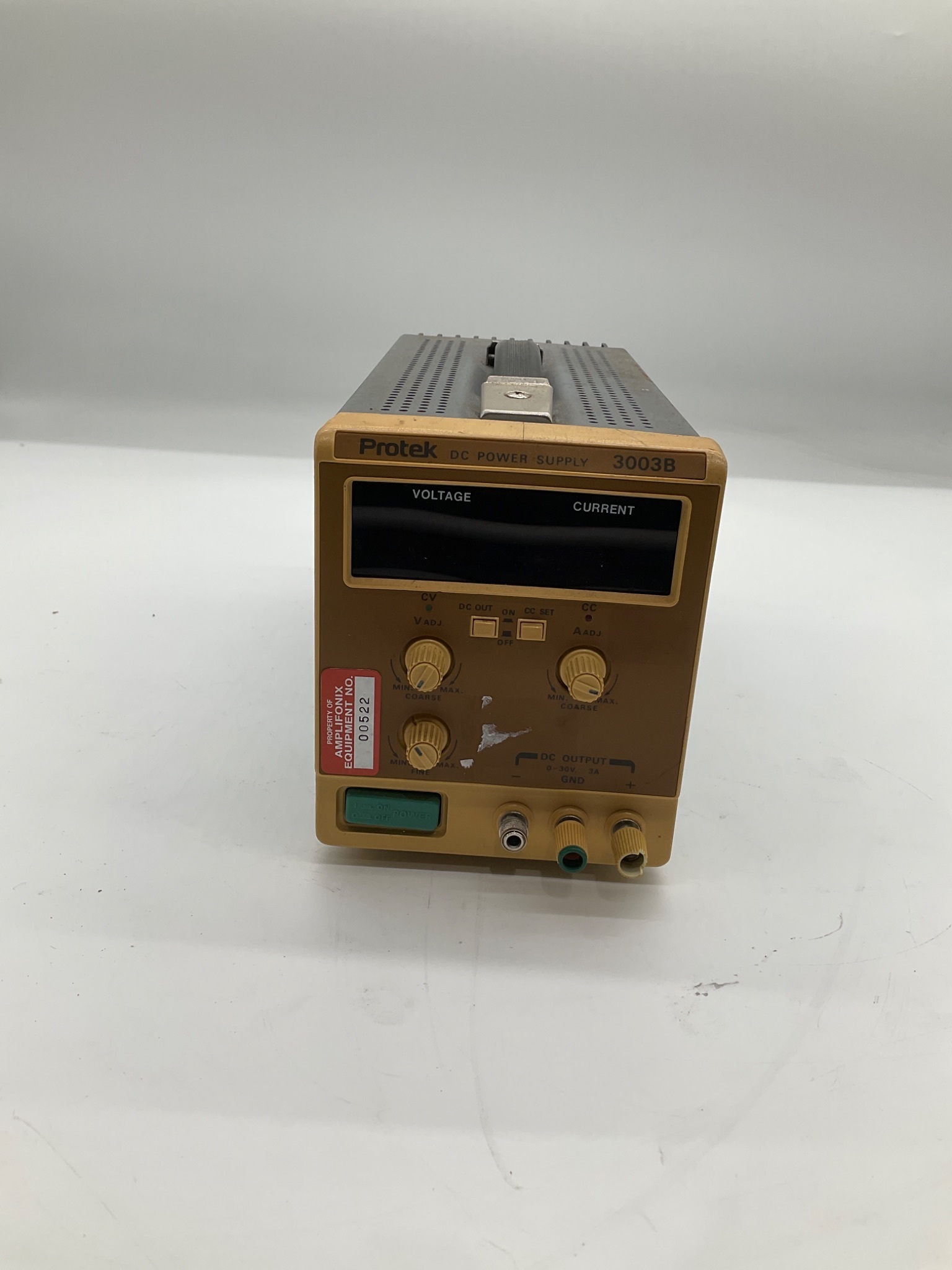 PROTEK 3003B Adjustable DC Power Supply 0-30V 3A USED 0