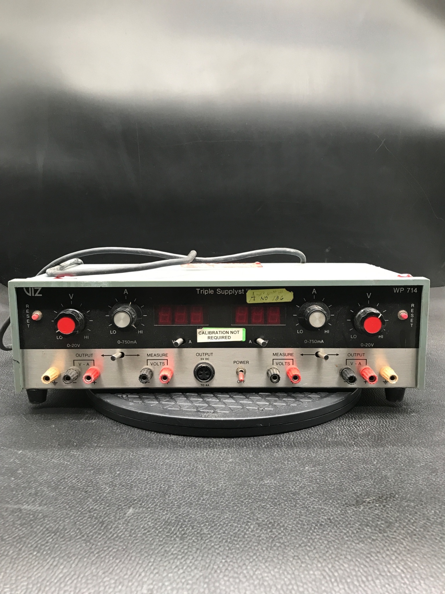 VIZ WP-714 Triple Output DC Power Supply USED 0