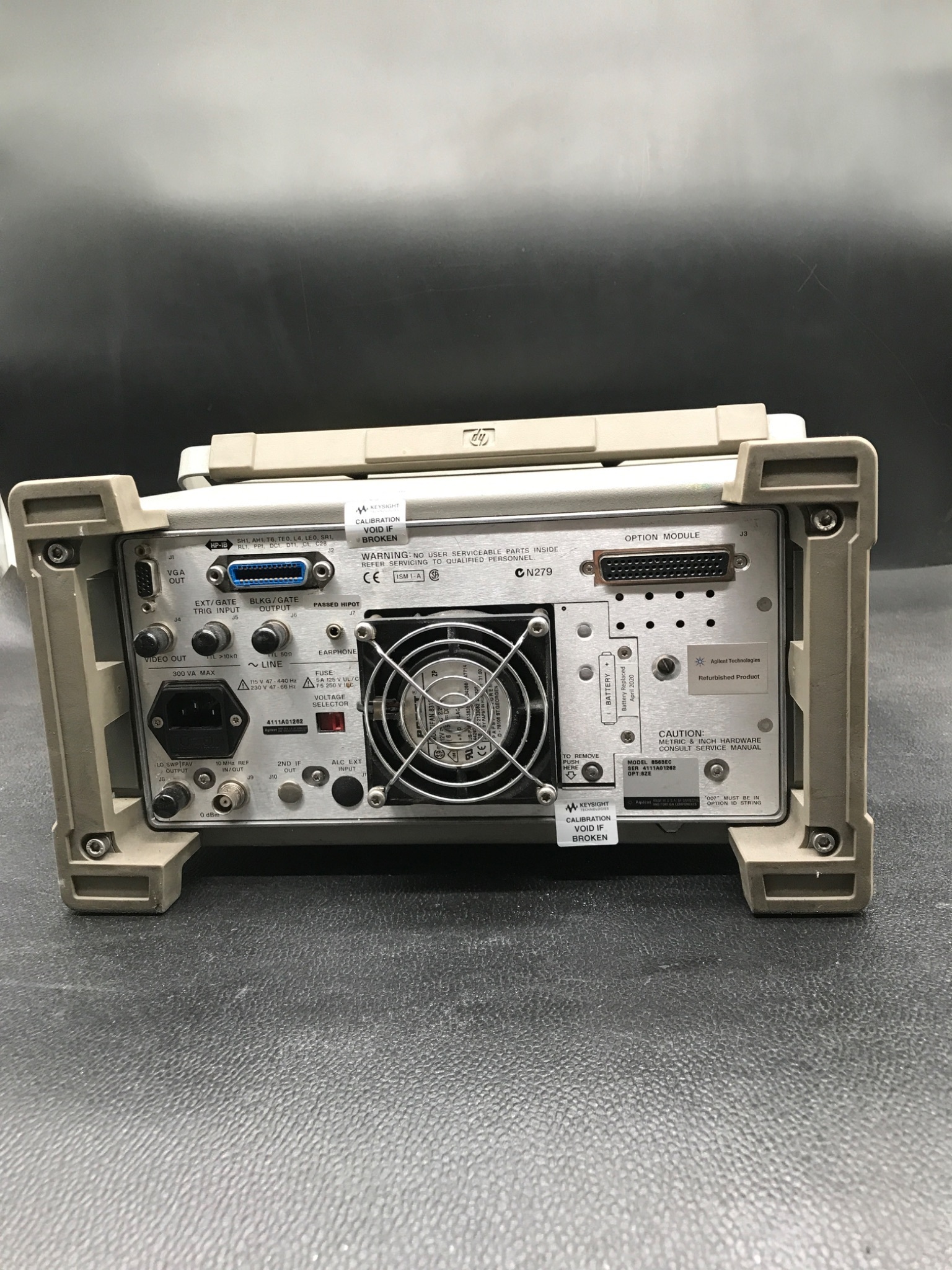 Agilent 8563EC Spectrum Analyzer 9kHz-26.5GHz USED / FOR PARTS ONLY 2