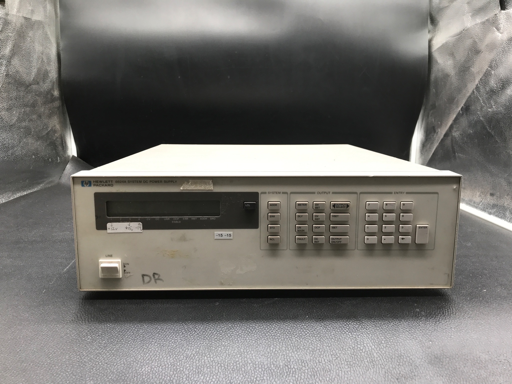 Hewlett-Packard 6624A System DC Power Supply USED 0
