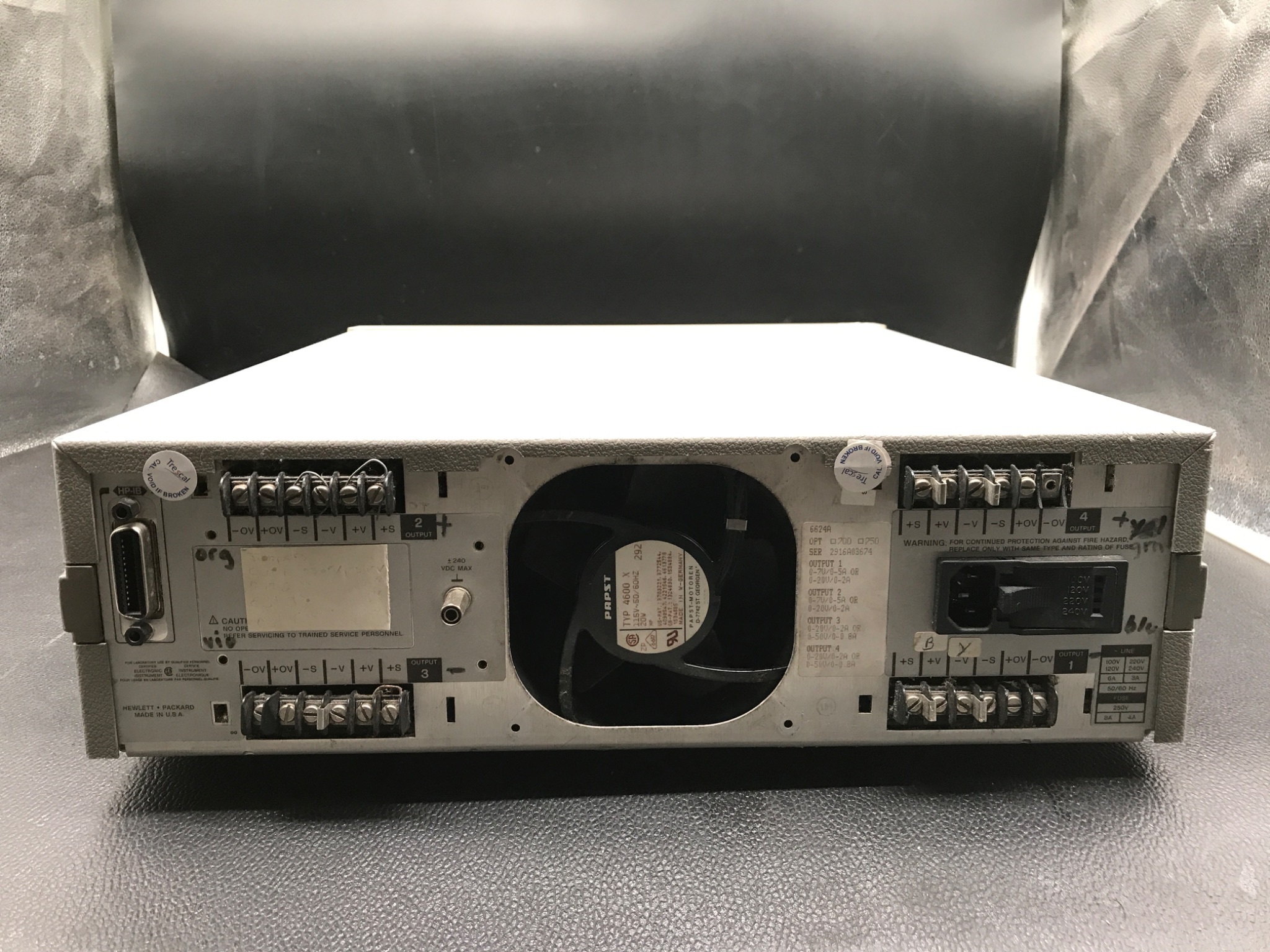 Hewlett-Packard 6624A System DC Power Supply USED 2