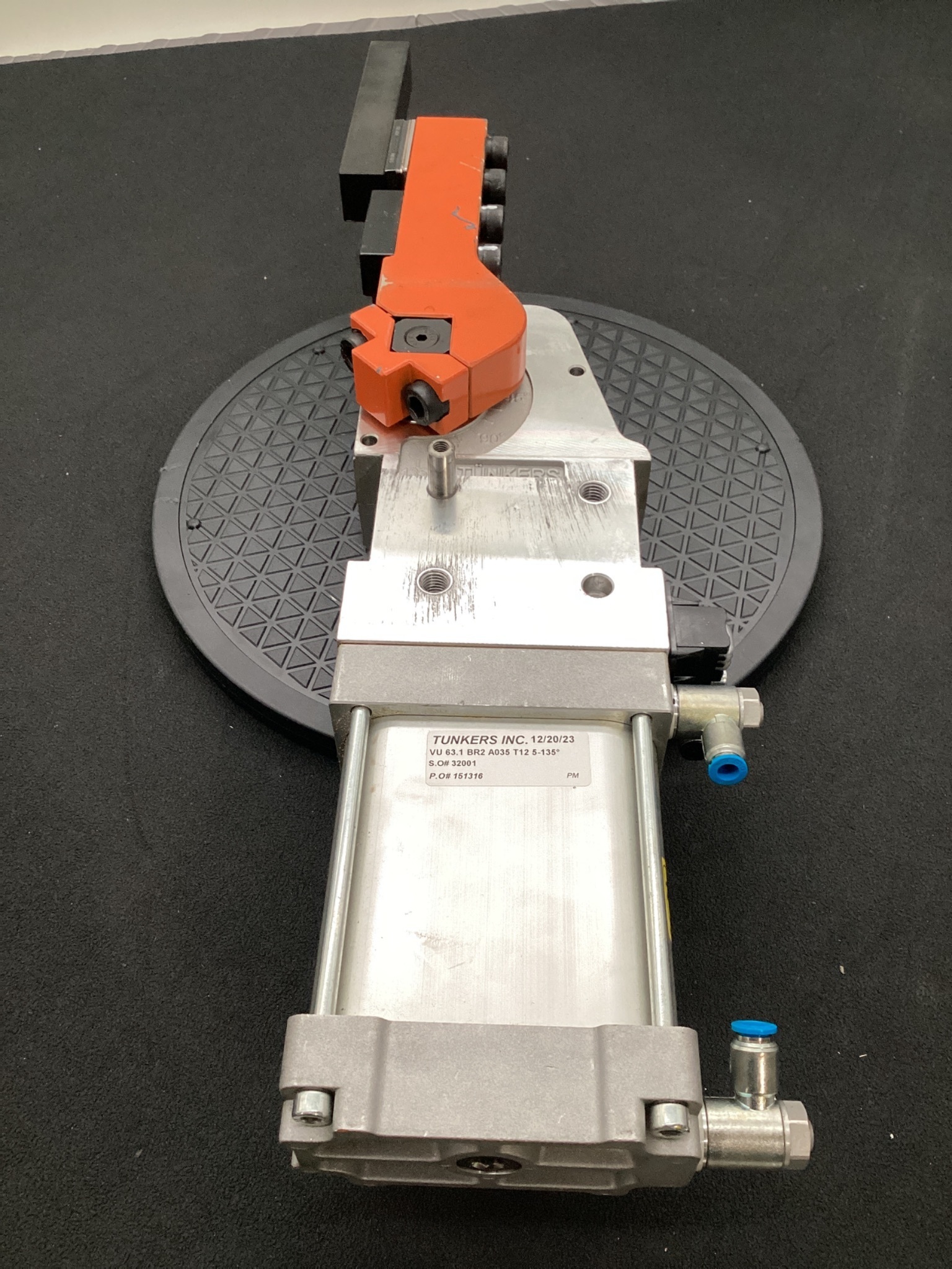 TUNKERS VU 63.1 BR2 A035 T12 PNEUMATIC ROTARY ACTUATOR - USED 3