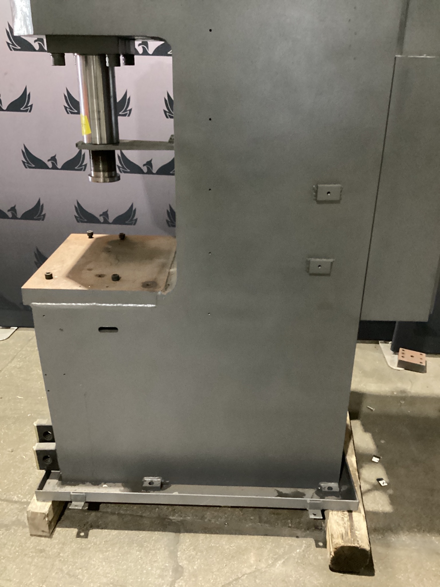 Air-Hydraulics HP545-50 Hydraulic Press USED 4