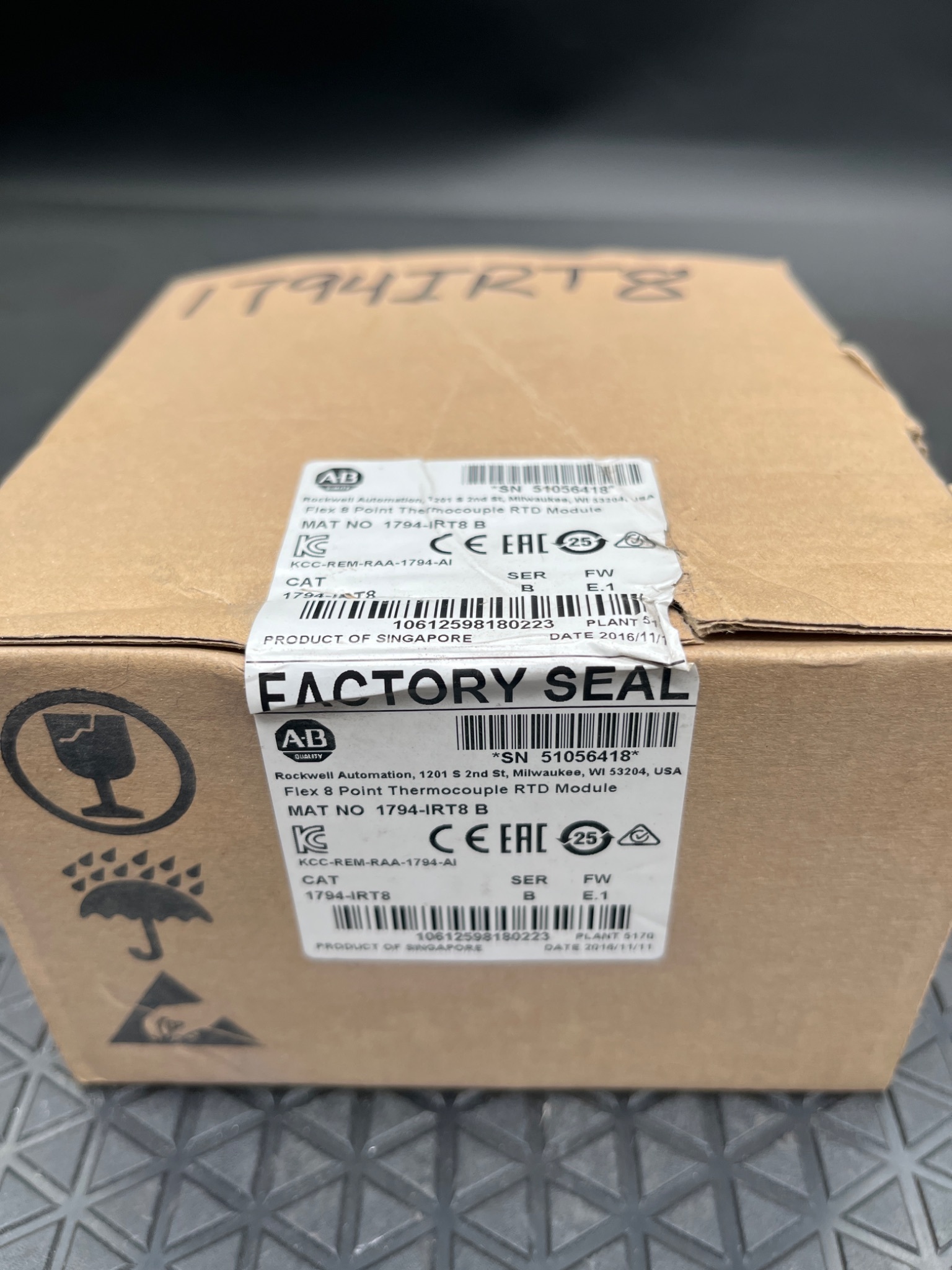ALLEN BRADLEY 1794-IRT8/B FLEX I/O 8-Point Thermocouple RTD Input Module - NEW 4