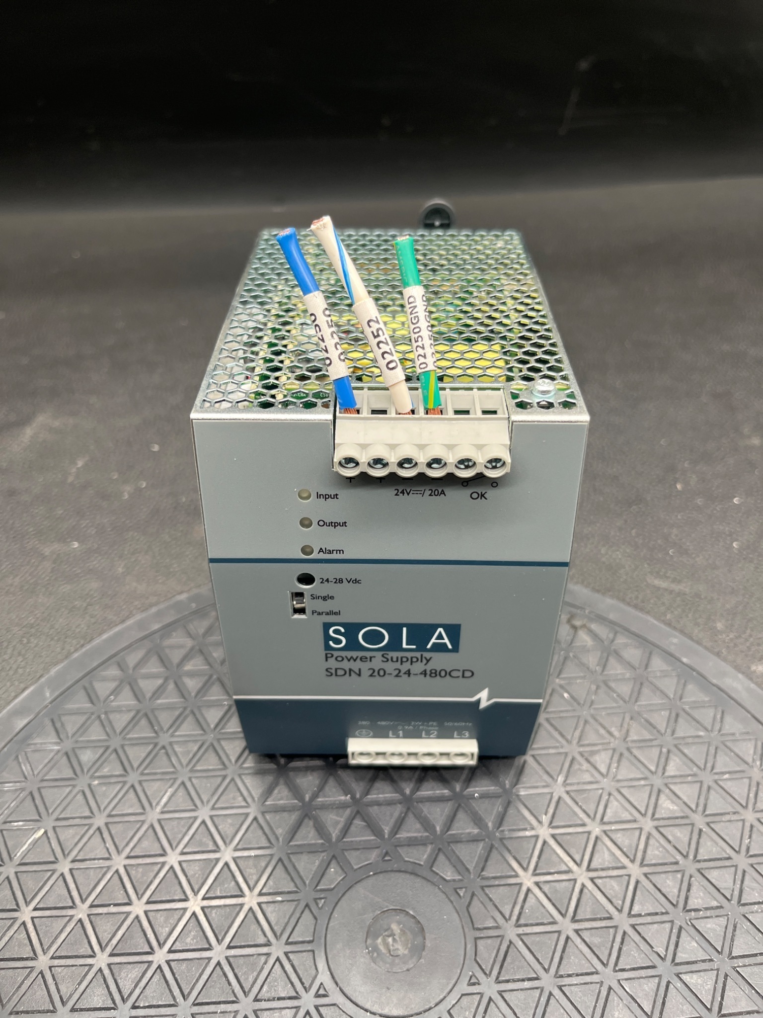SOLA SDN 20-24-480CD 24VDC 20A DIN Rail Power Supply USED 0