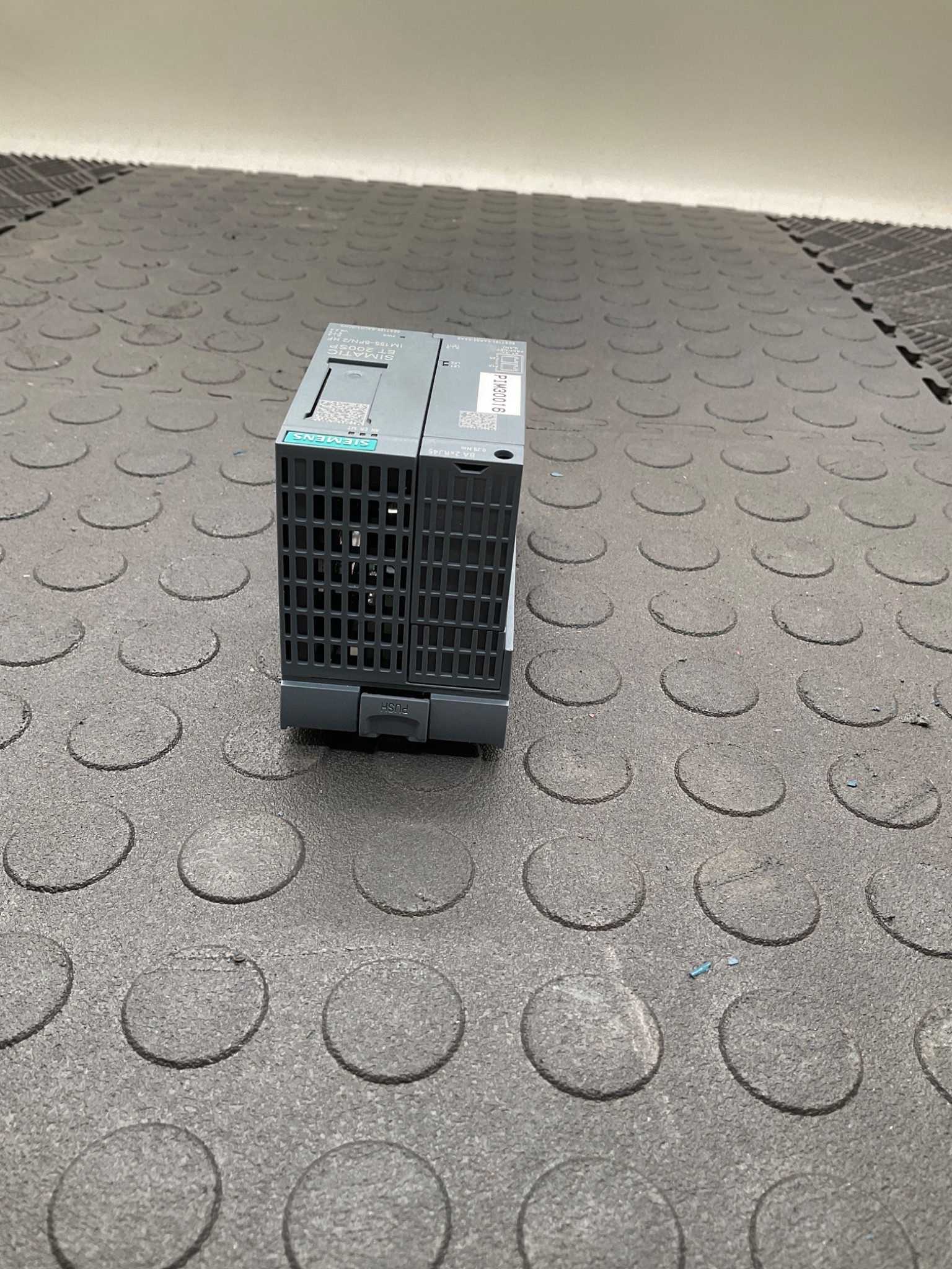 Siemens 6ES7 155-6AU01-0CN0 ET 200SP IM155-6PN Interface Module USED 2