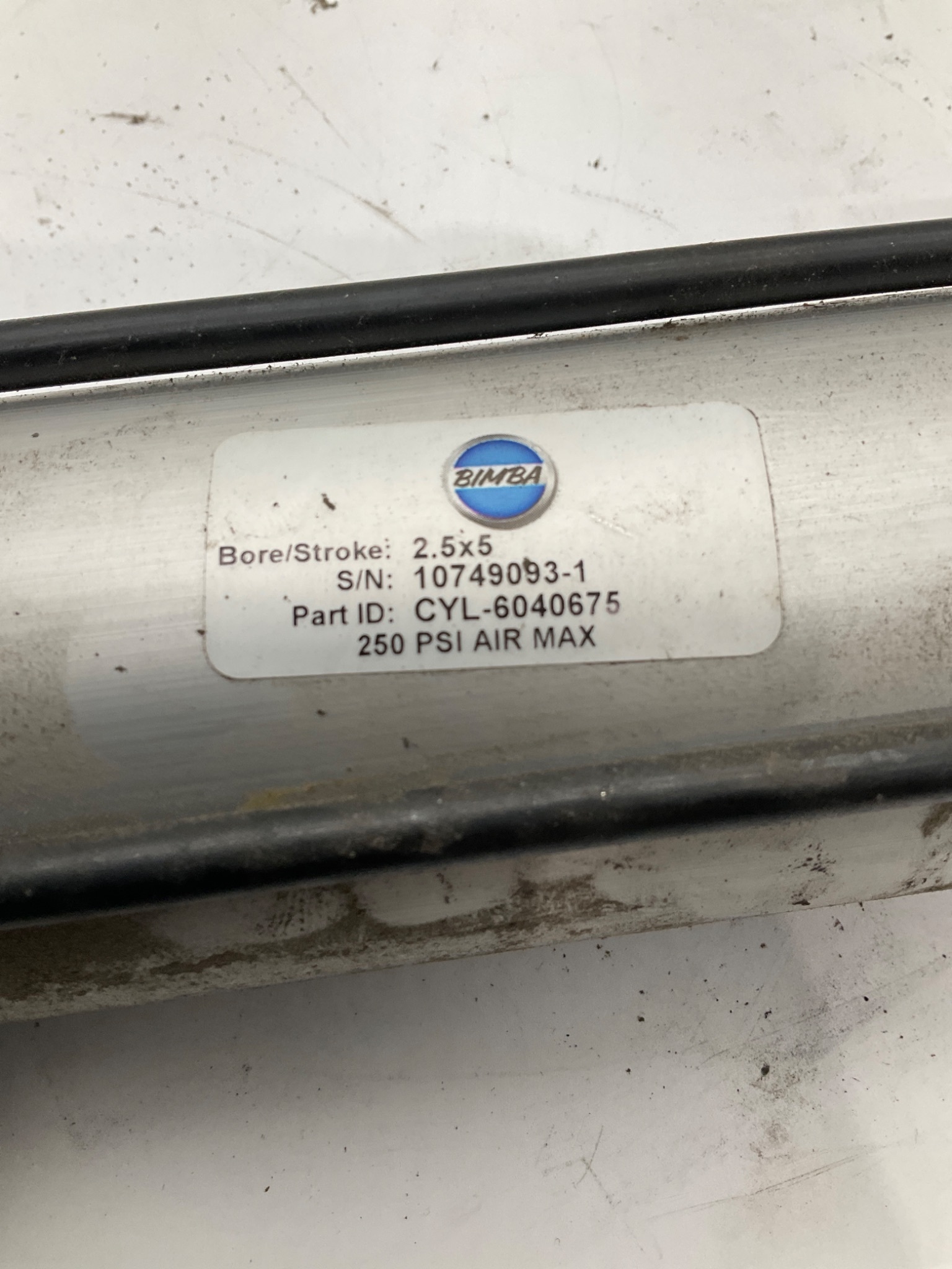 BIMBA CYL-6040675 2.5 x 5 Pneumatic Air Cylinder USED 4