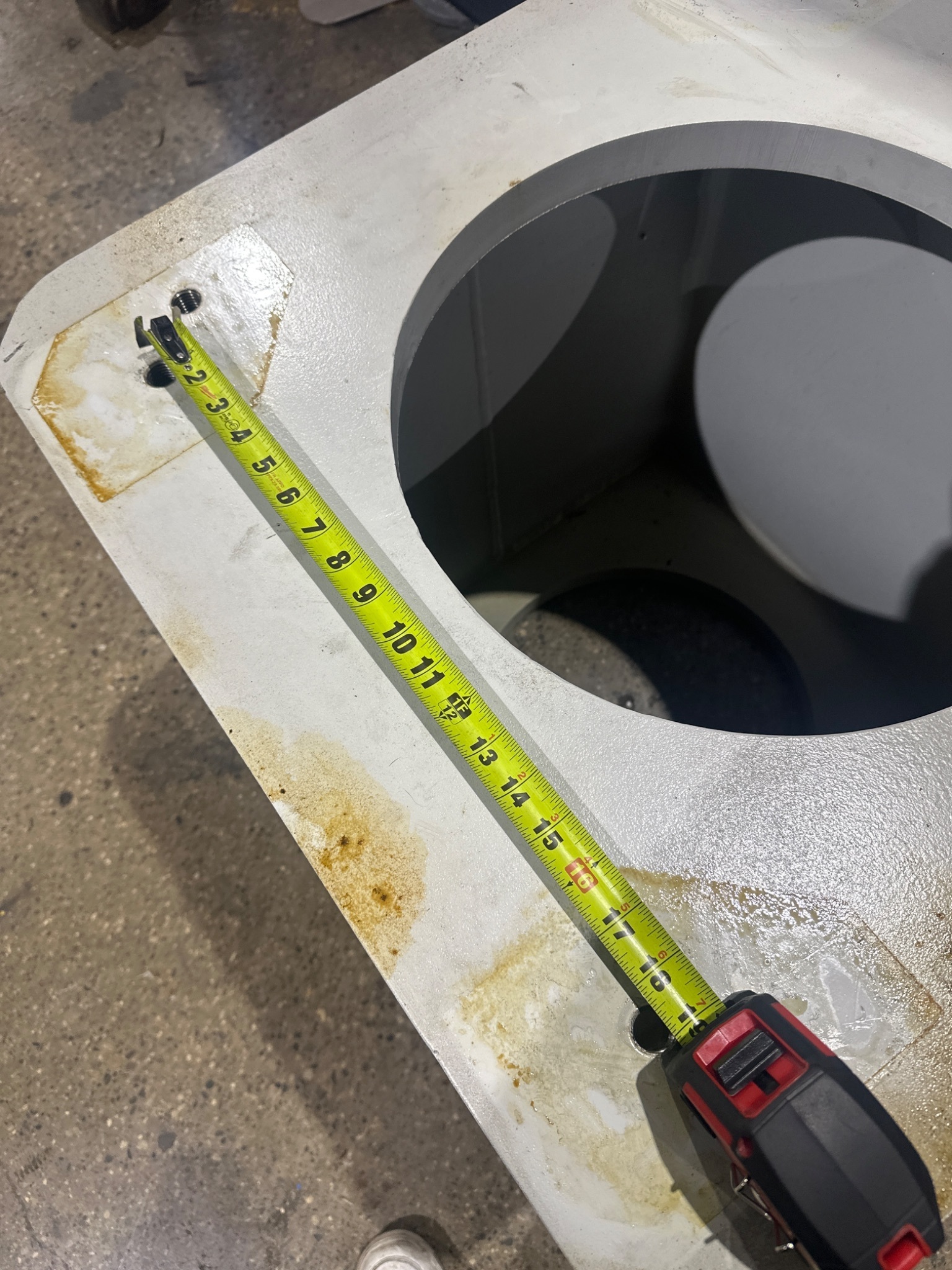FANUC R2000IC ROBOT BASE 34 X 34 X 28 - USED 6