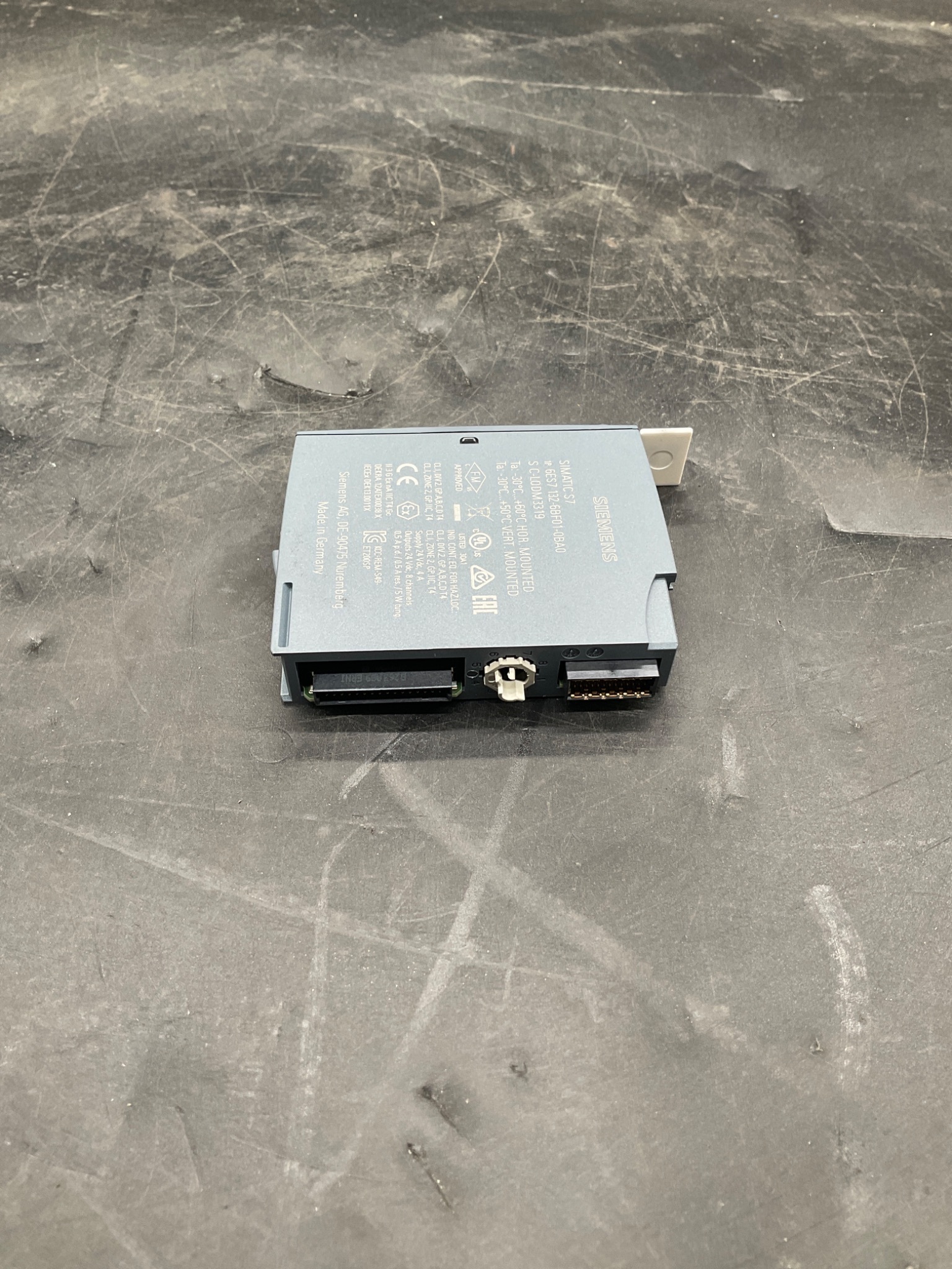 SIEMENS 6ES7 132-6BF01-0BA0 Analog Output Module SIMATIC ET 200SP USED 3