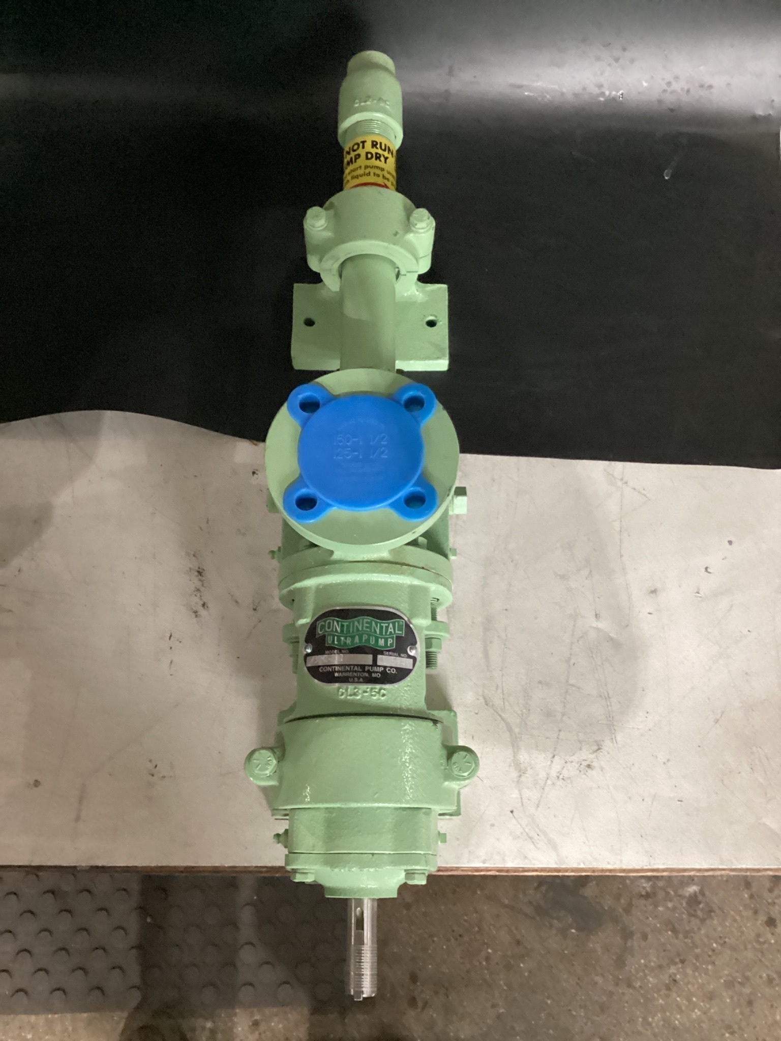 CONTINENTAL ULTRAPUMP 3CM2-CDQ Rotary Gear Pump NEW 2