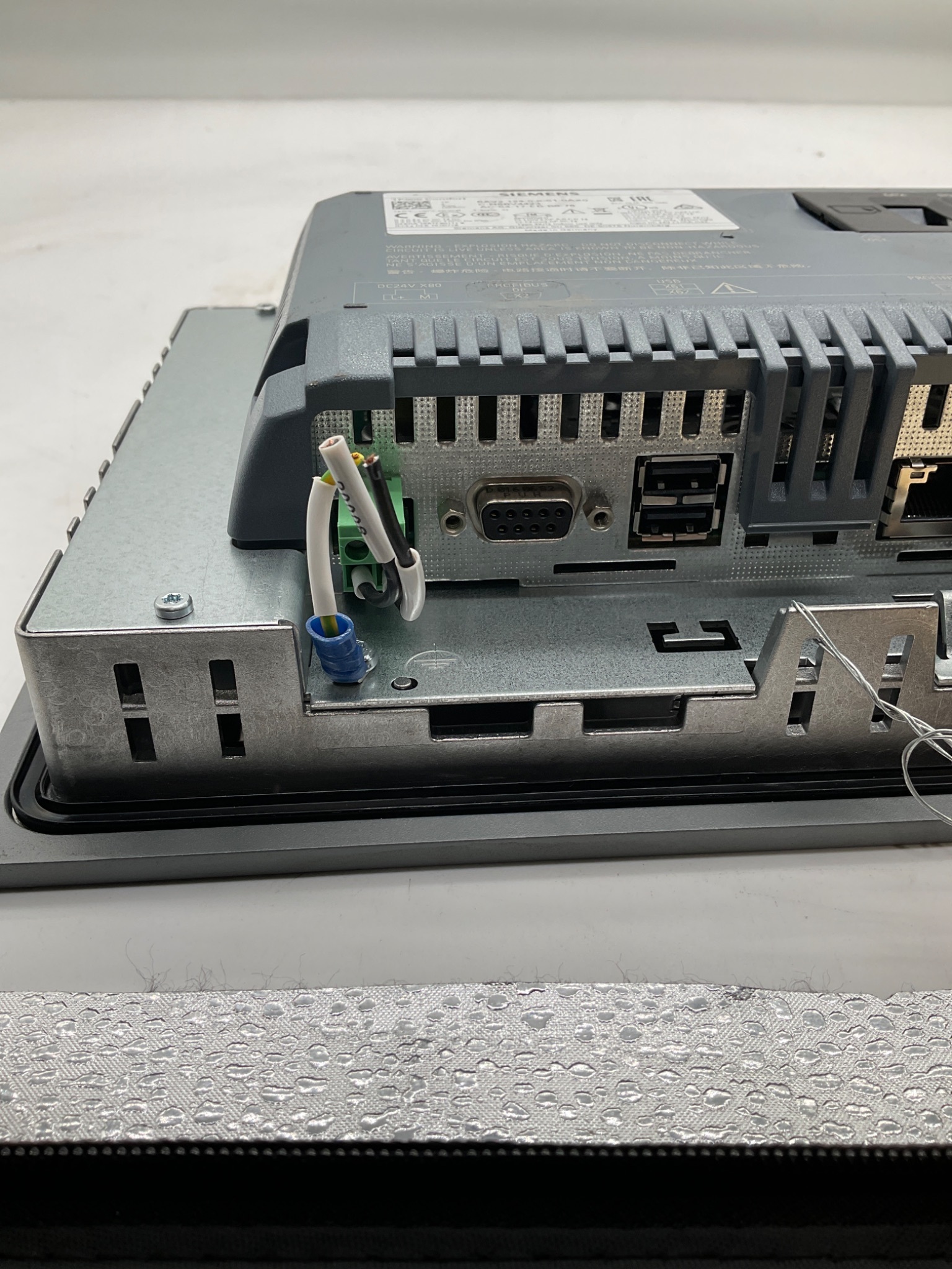 SIEMENS 6AV2124-0JC01-0AX0 SIMATIC HMI TP900 Comfort USED 2