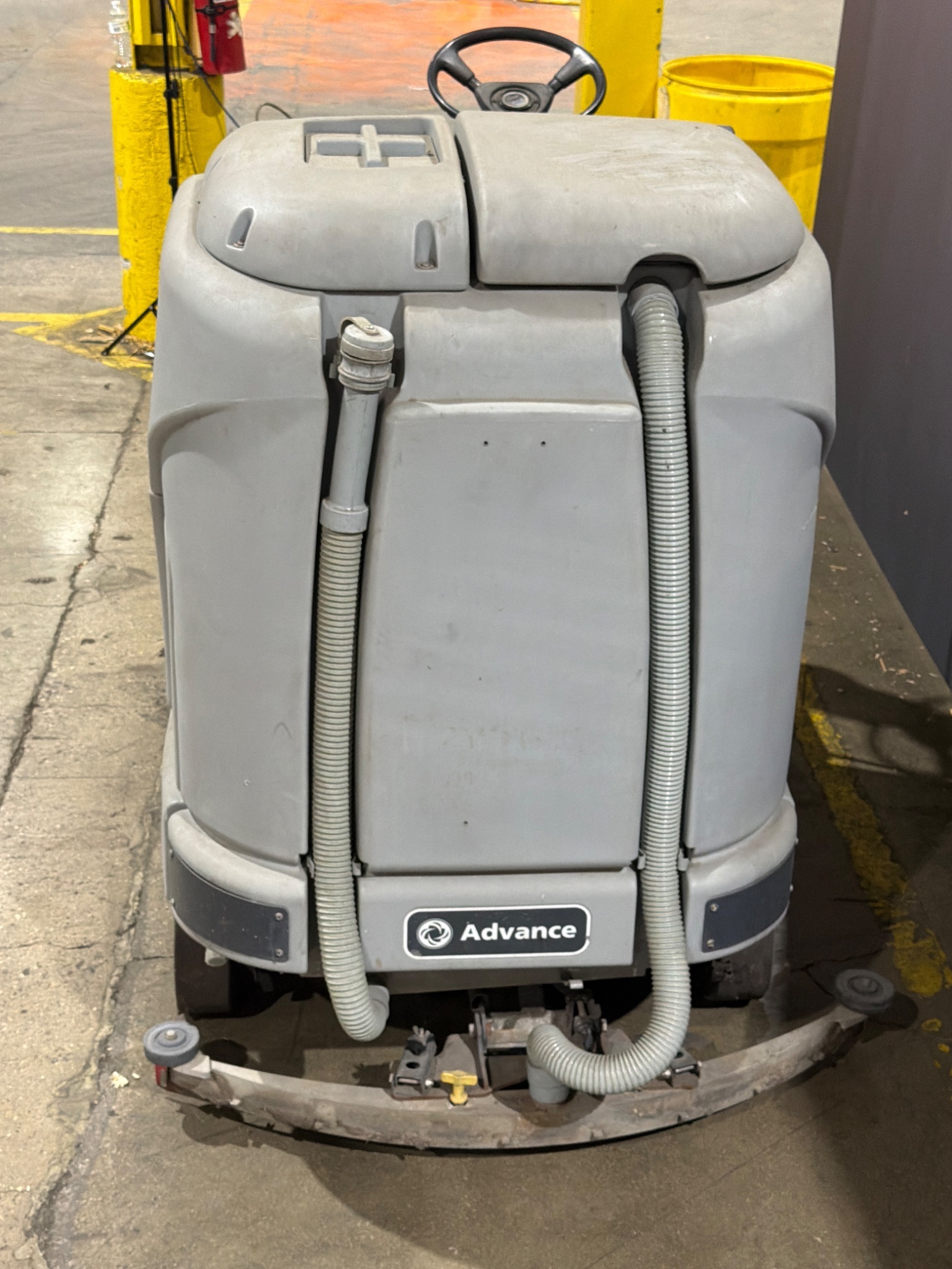 ADVANCE CONDOR X4030C Rider Floor Scrubber USED 1