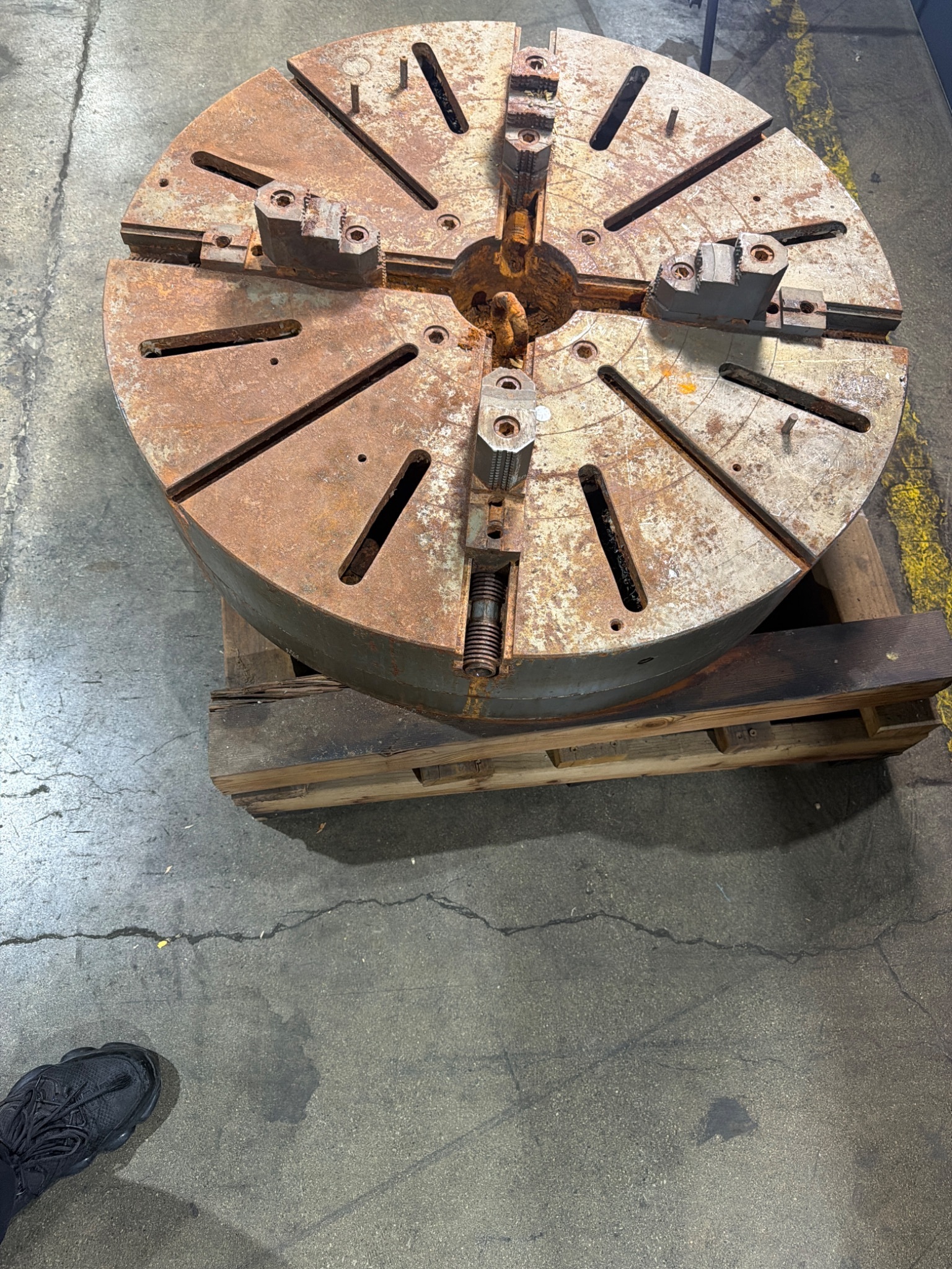 CUSHMAN CHUCK CO 362146CA11 4 Jaw Independent Lathe Chuck USED 3