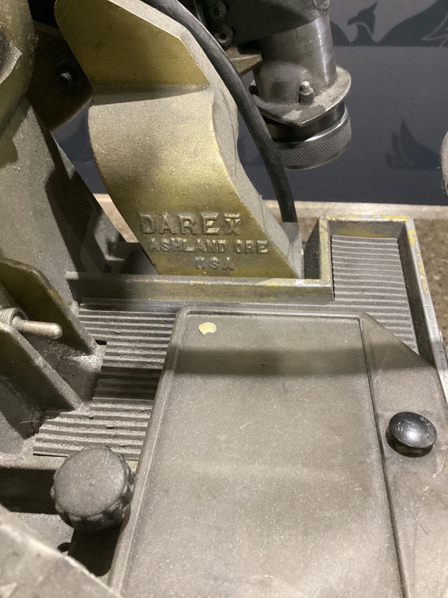 DAREX Drill Bit Sharpener with Adjustable Arm & Lamp USED 2