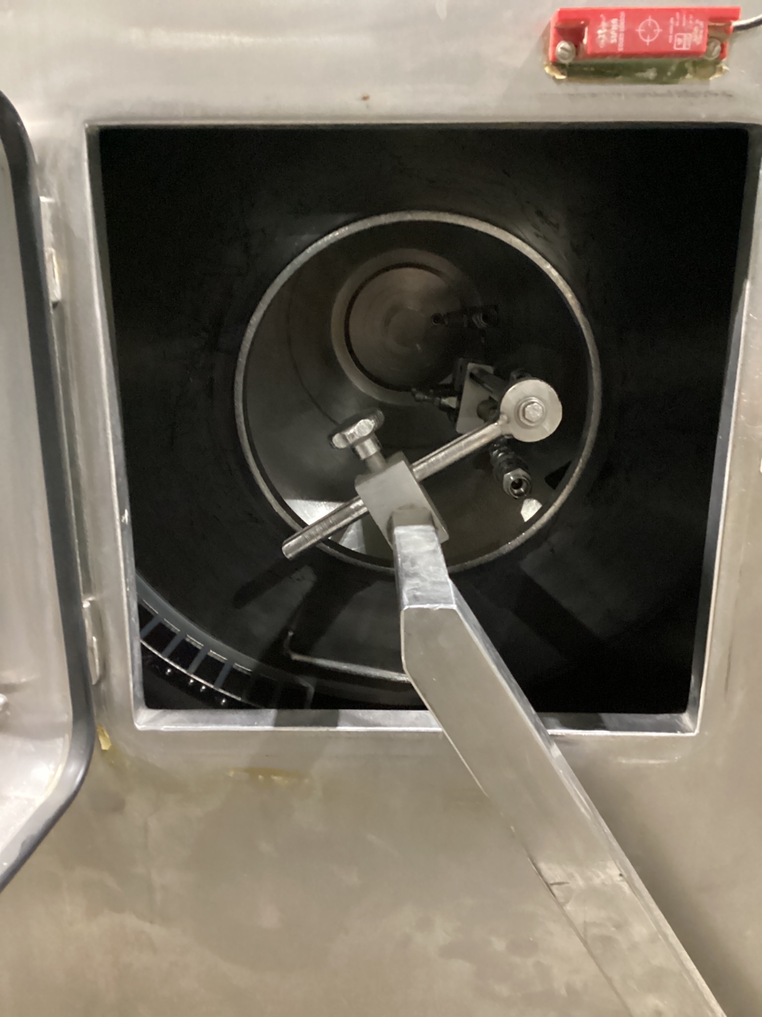 1999 THOMAS ENGINEERING 36" COMPULAB 2 COATING PAN USED 6