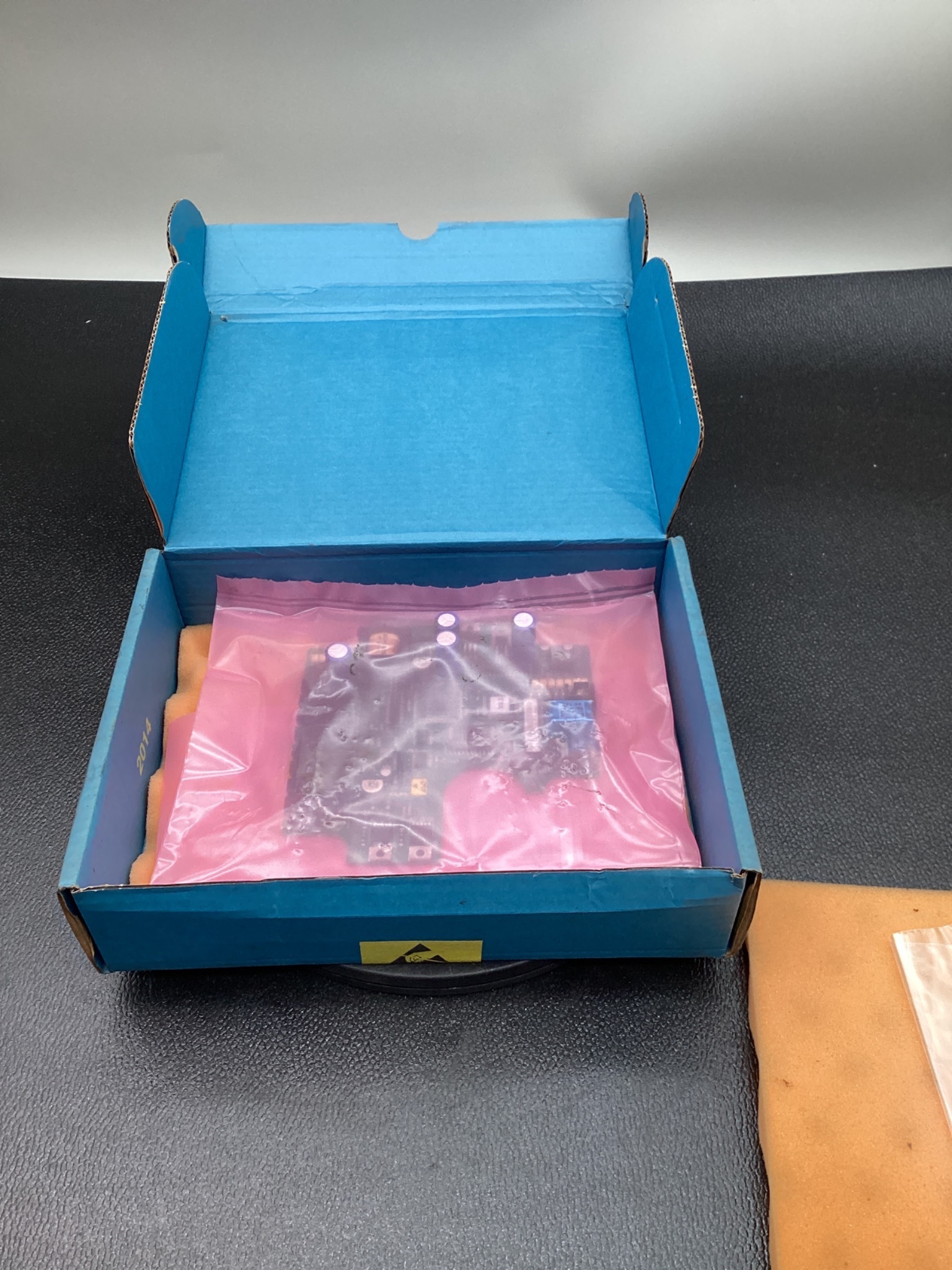 KUKA RDW2 Robot Data Wrist Interface Module USED - Repaired 4
