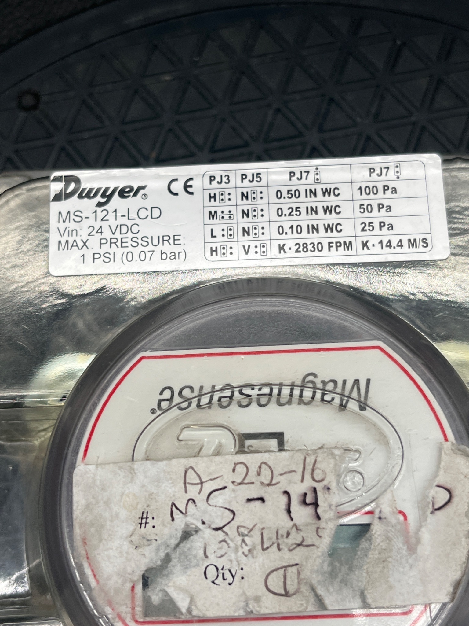 DWYER MS-121-LCD Differential Pressure Switch NEW 5