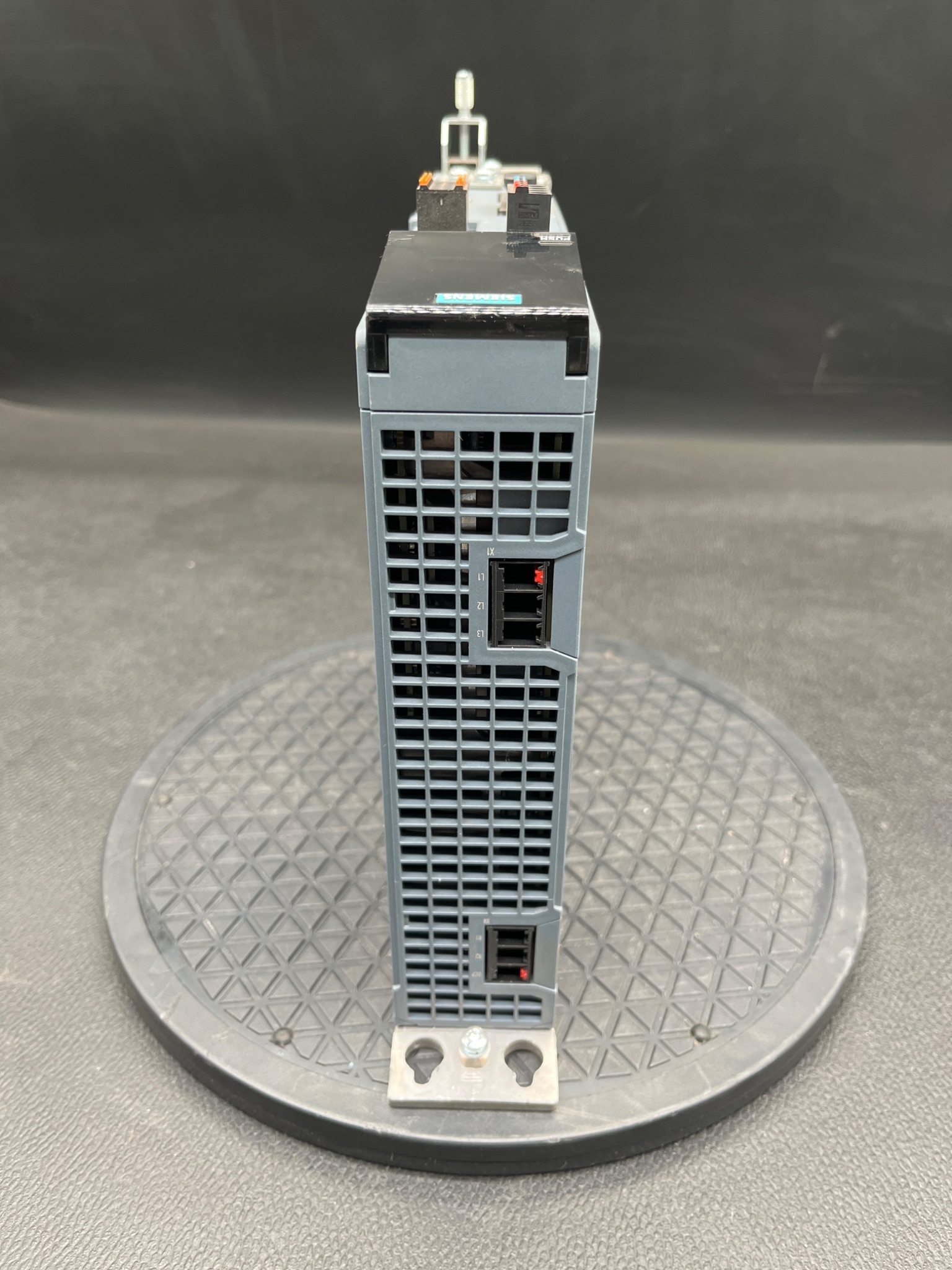 SIEMENS 6SL3210-5HE10-8UF0 SINAMICS S210 Servo Drive USED 3