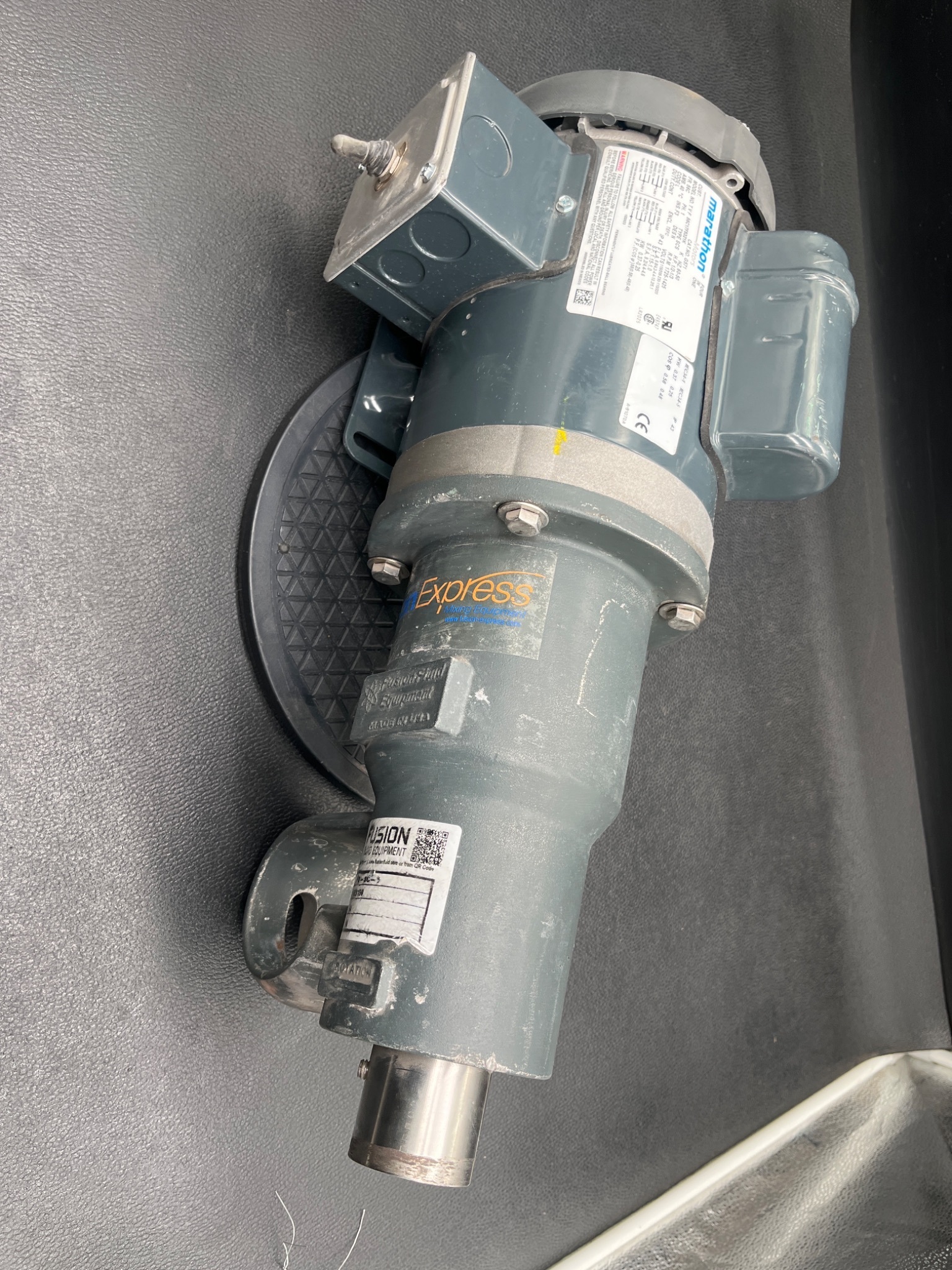 FUSION FLUID EQUIPMENT PD-3C-A Gearmotor USED 0