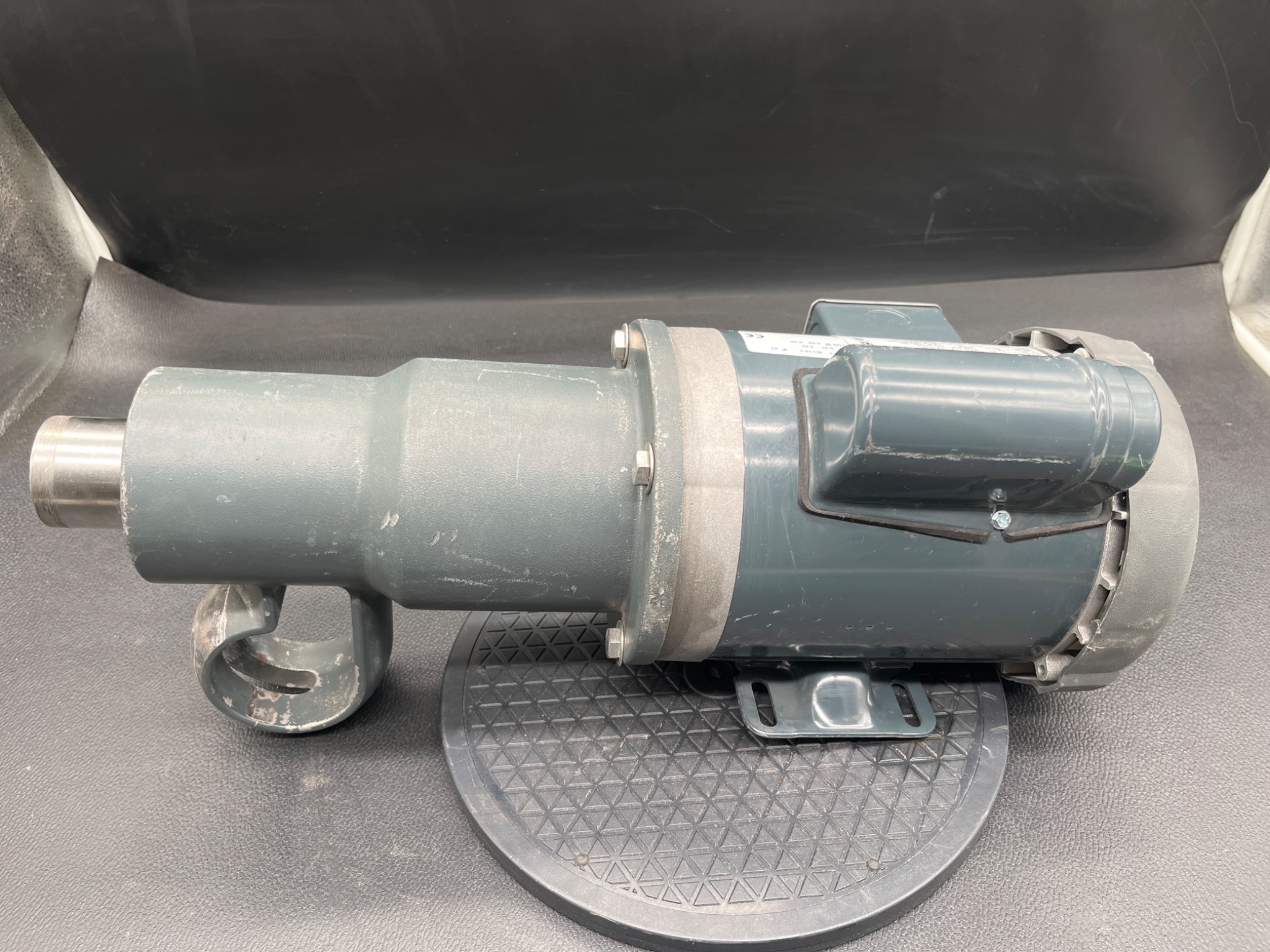 FUSION FLUID EQUIPMENT PD-3C-A Gearmotor USED 2