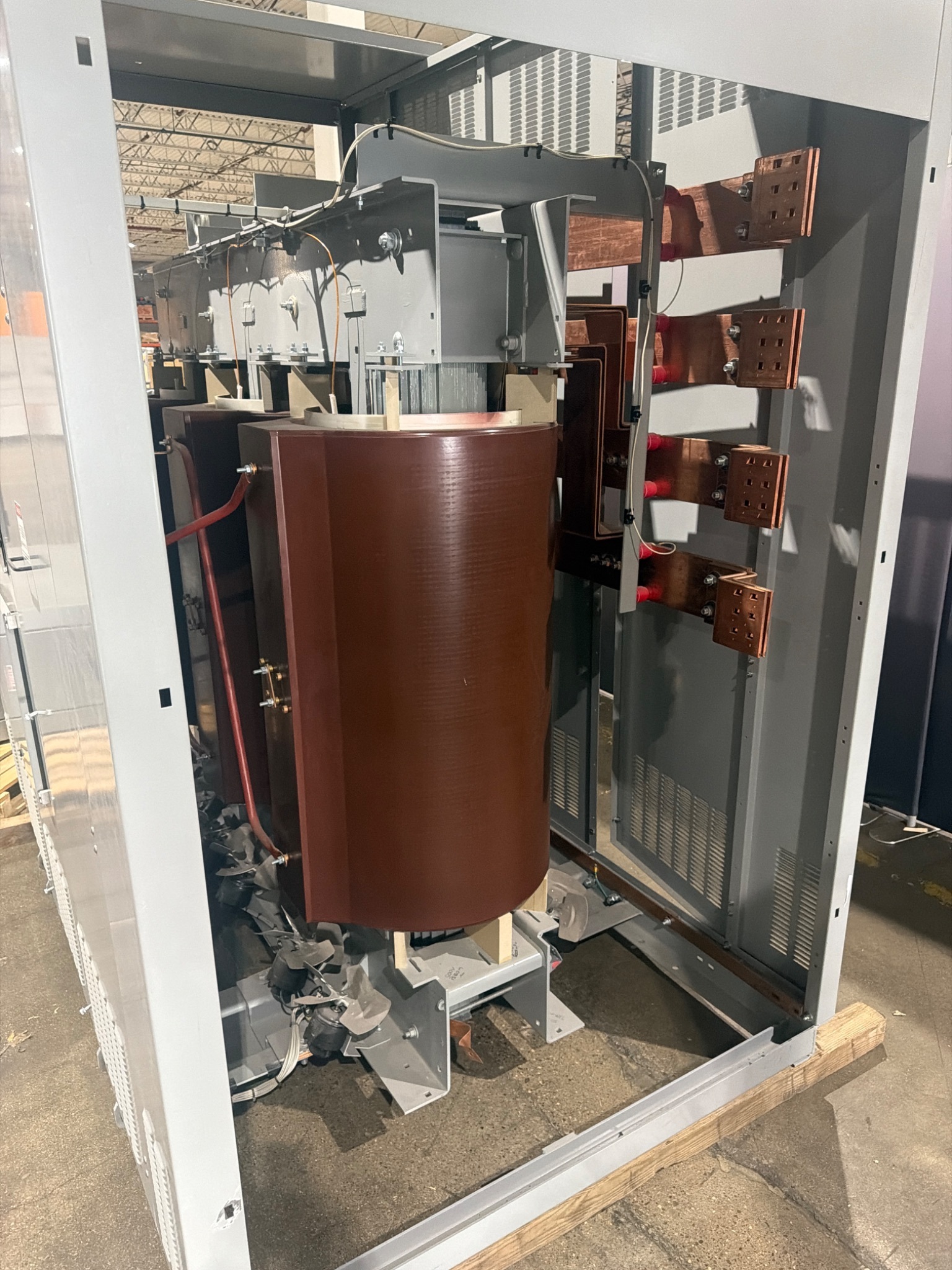 EATON 478C642H31 1250/1667 KVA Unit Substation Transformer NEW 3