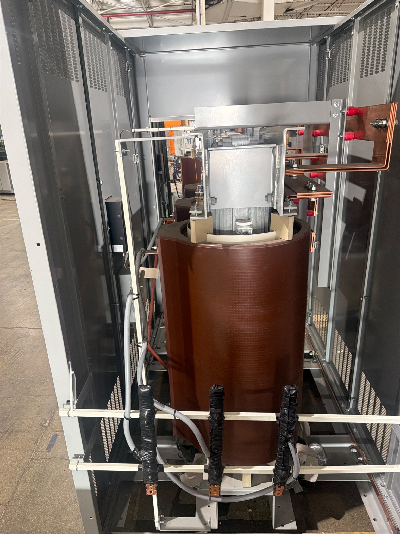 EATON 478C642H31 1250/1667 KVA 24.9kV-208Y/120V Unit Substation Transformer NEW 5