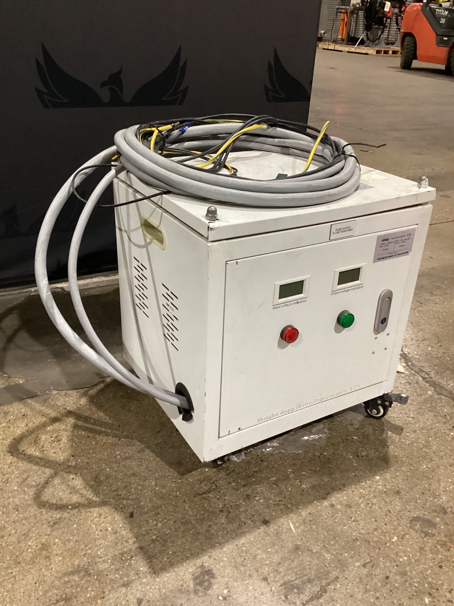 SHANGHAI DINGQI B2100A-06 15kVA Portable Transformer 480V - 220V USED 1