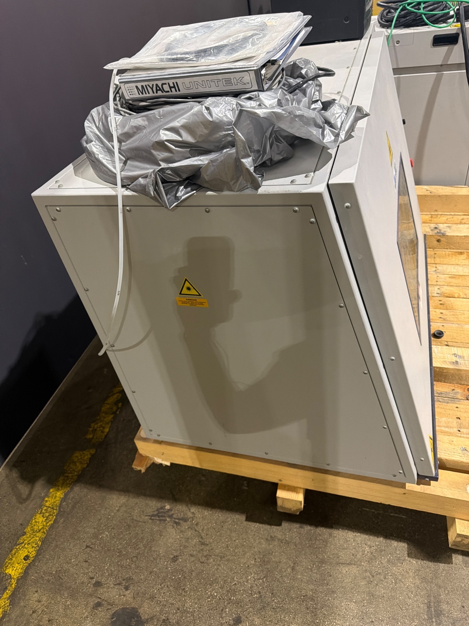 MIYACHI UNITEK LW150A Laser Welding System USED 12